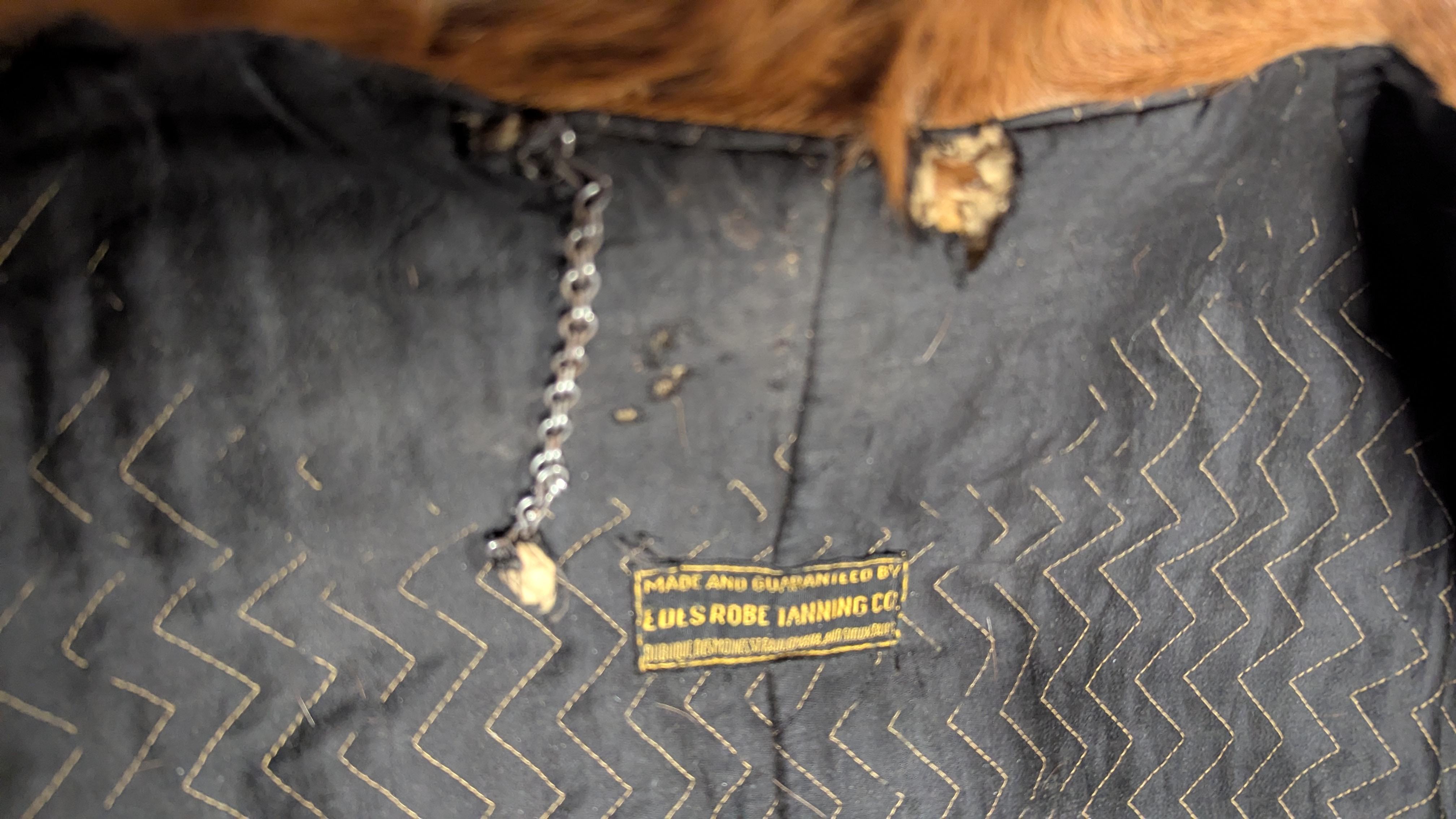 Cappotto di pelliccia occidentale vittoriano in vendita 2