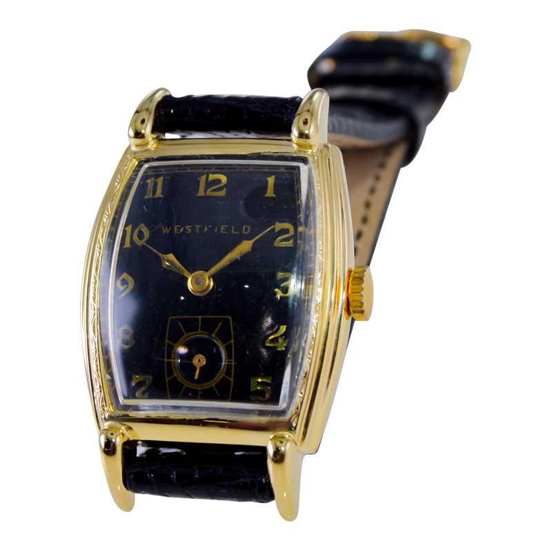 Westfield by Bulova Yellow Gold Filled Art Deco Tortue Shaped Deco Style, 1940 For Sale 5