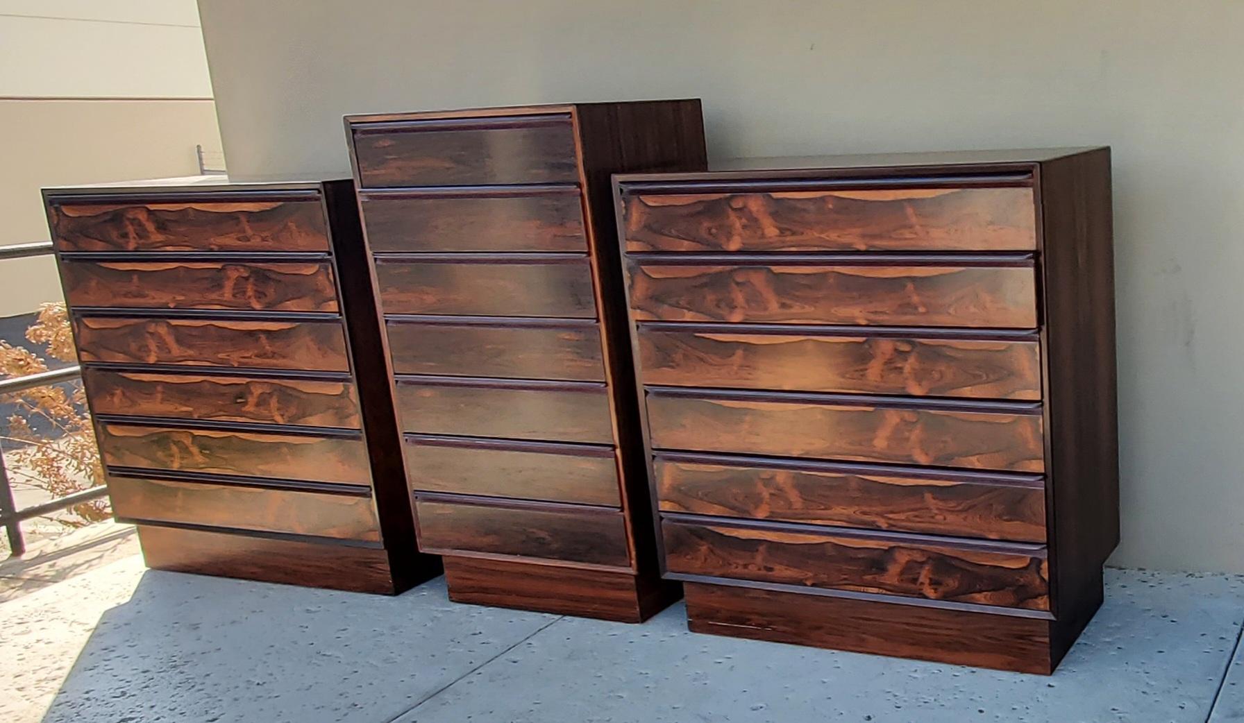 Mid-Century Modern Ensemble de commodes Westnofa 3 pièces en bois de rose, années 1960 en vente