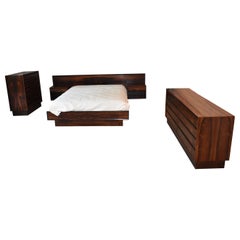 Retro Westnofa Furniture Rosewood Bedroom Set Queen Floating Frame Bed and Dressers