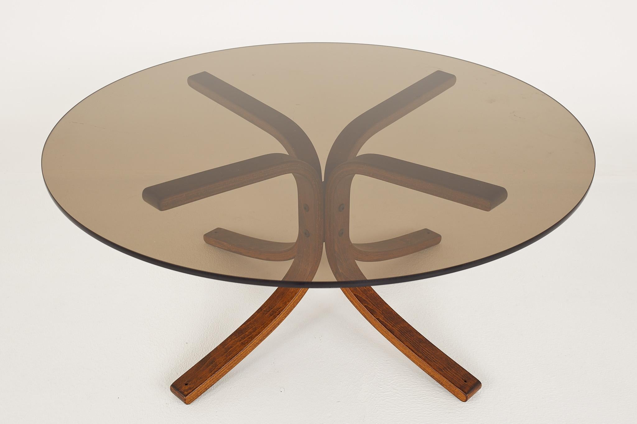 Westnofa Mid Century Bentwood and Smoked Glass Coffee Table In Good Condition In Countryside, IL