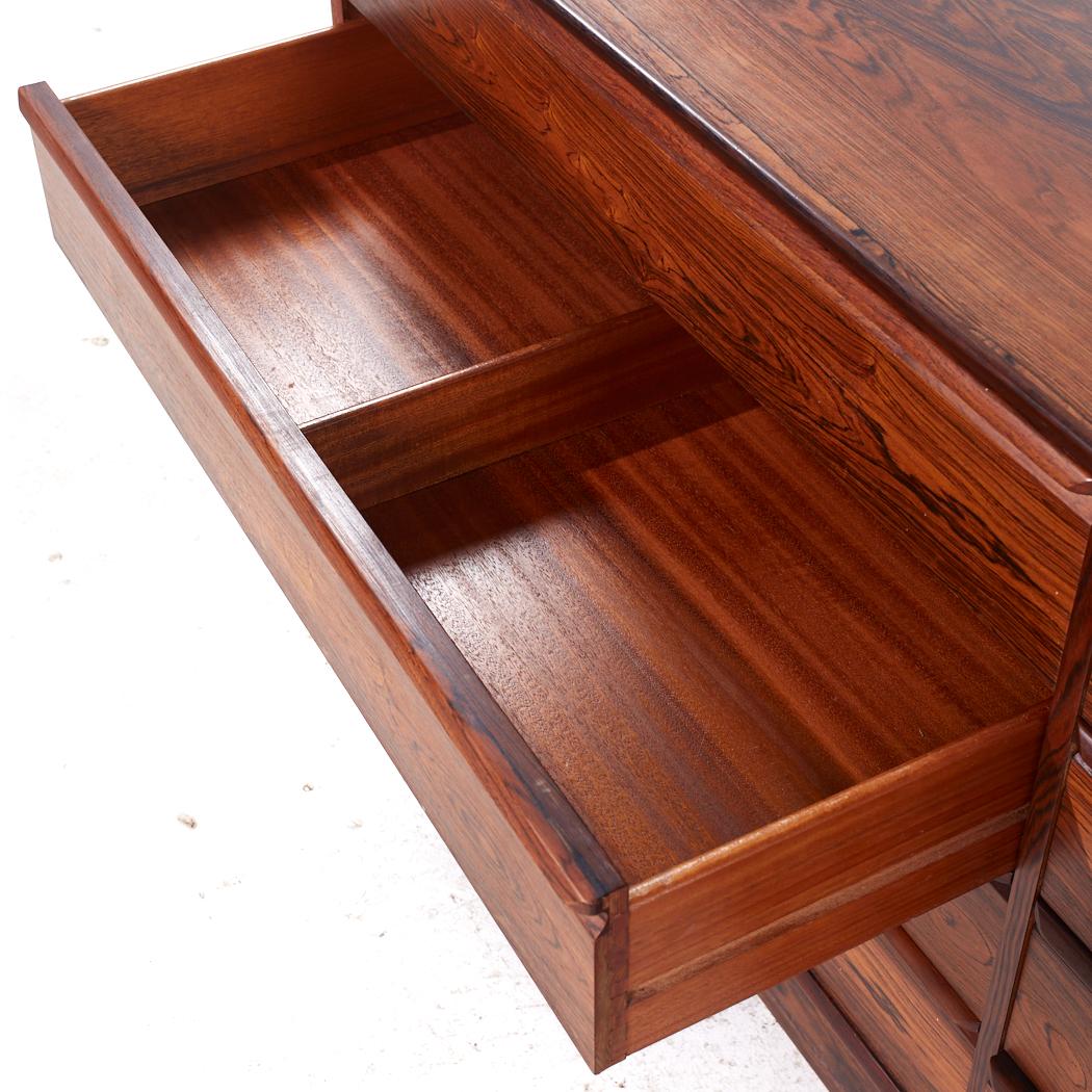 Westnofa Mid Century Danish Rosewood 8 Drawer Lowboy Dresser For Sale 3