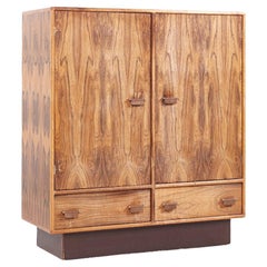 Dänischer Rosenholzschrank Westnofa aus der Mitte des Jahrhunderts