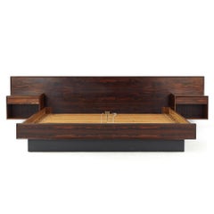 Westnofa Mid Century King Rosewood Platform Bed with Built in Nightstands