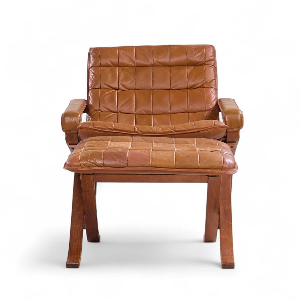 Westnofa Chaises longues norvégiennes du milieu du siècle en bentwood et cuir - Paire Bon état - En vente à Countryside, IL
