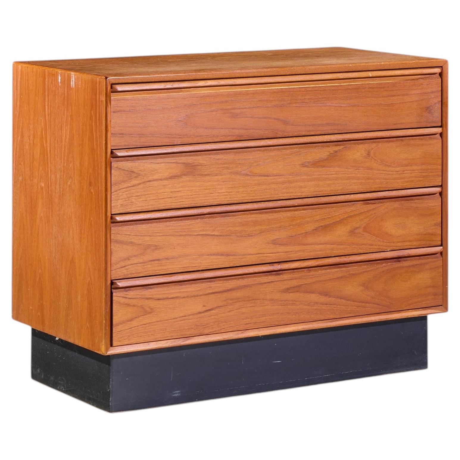 Westnofa Mid Century Norwegian Teak 4 Drawer Dresser