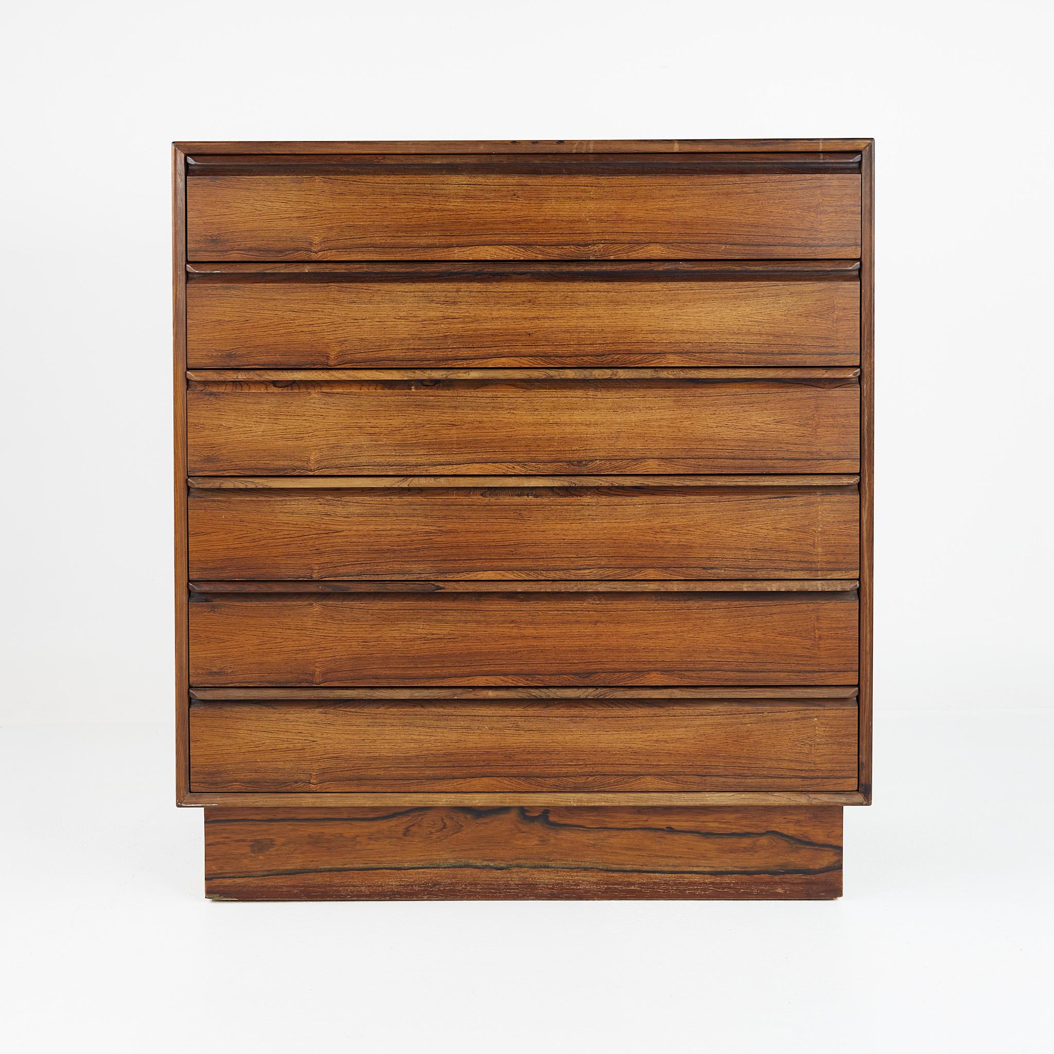 Westnofa mid century rosewood 6-drawer highboy dresser

This dresser measures: 36 wide x 18 deep x 40 inches high

?All pieces of furniture can be had in what we call restored vintage condition. That means the piece is restored upon purchase so