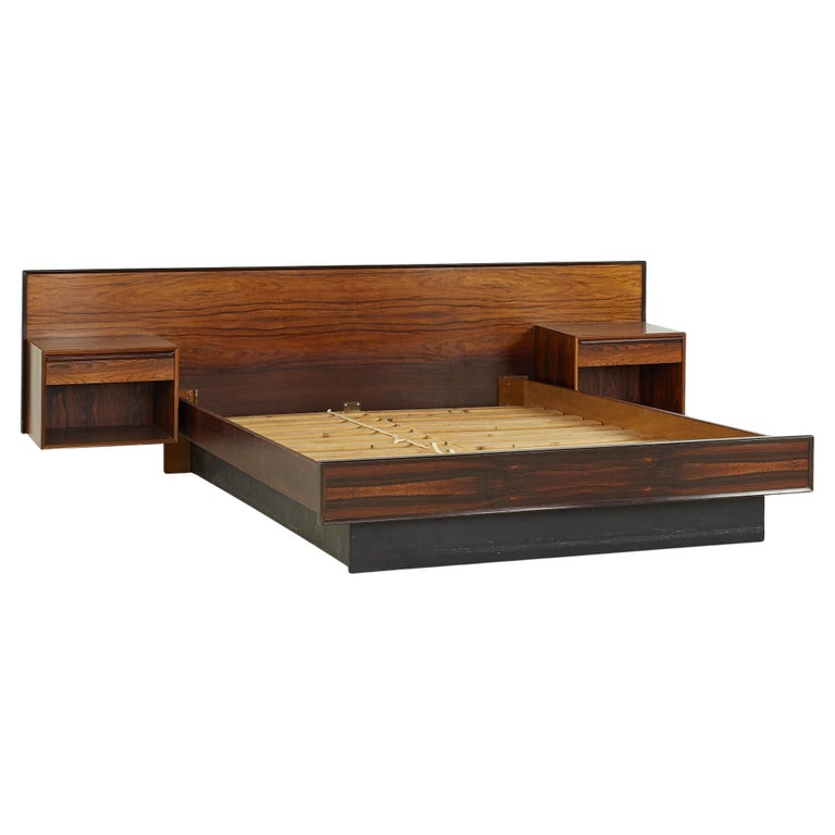 Westnofa Mid Century Rosewood Queen Bed with Floating Nightstands For