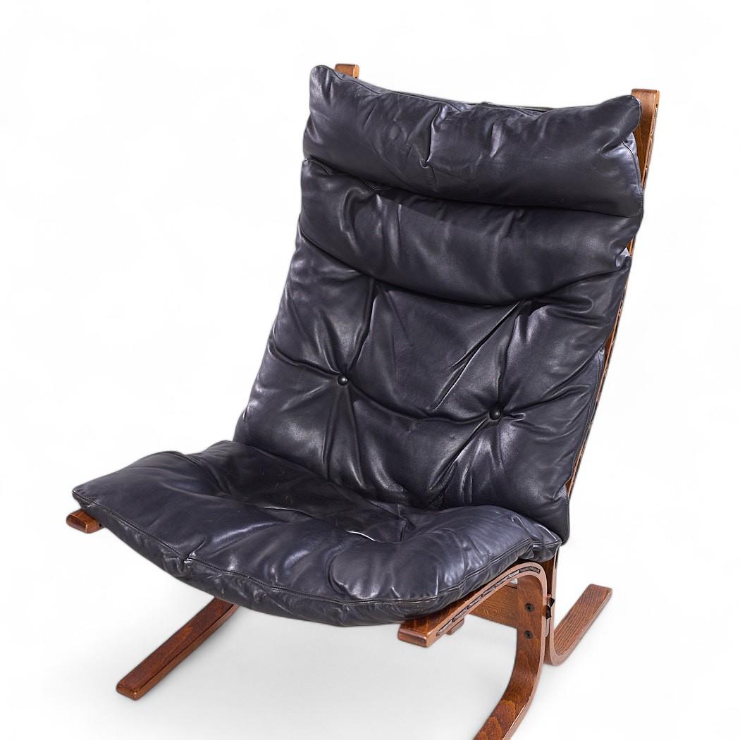 Sillas de salón Westnofa Mid Century Siesta Norwegian de madera curvada y cuero - Pareja en venta 5