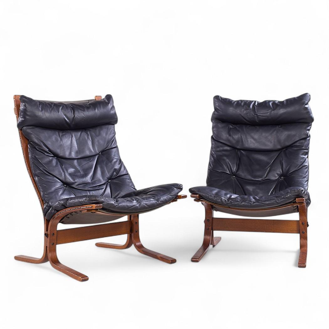 Sillas de salón Westnofa Mid Century Siesta Norwegian de madera curvada y cuero - Pareja

Cada silla mide 26 de ancho x 35 de fondo x 38 de alto, con una altura de asiento/silla libre de 16 pulgadas

Todos los muebles pueden adquirirse en lo que