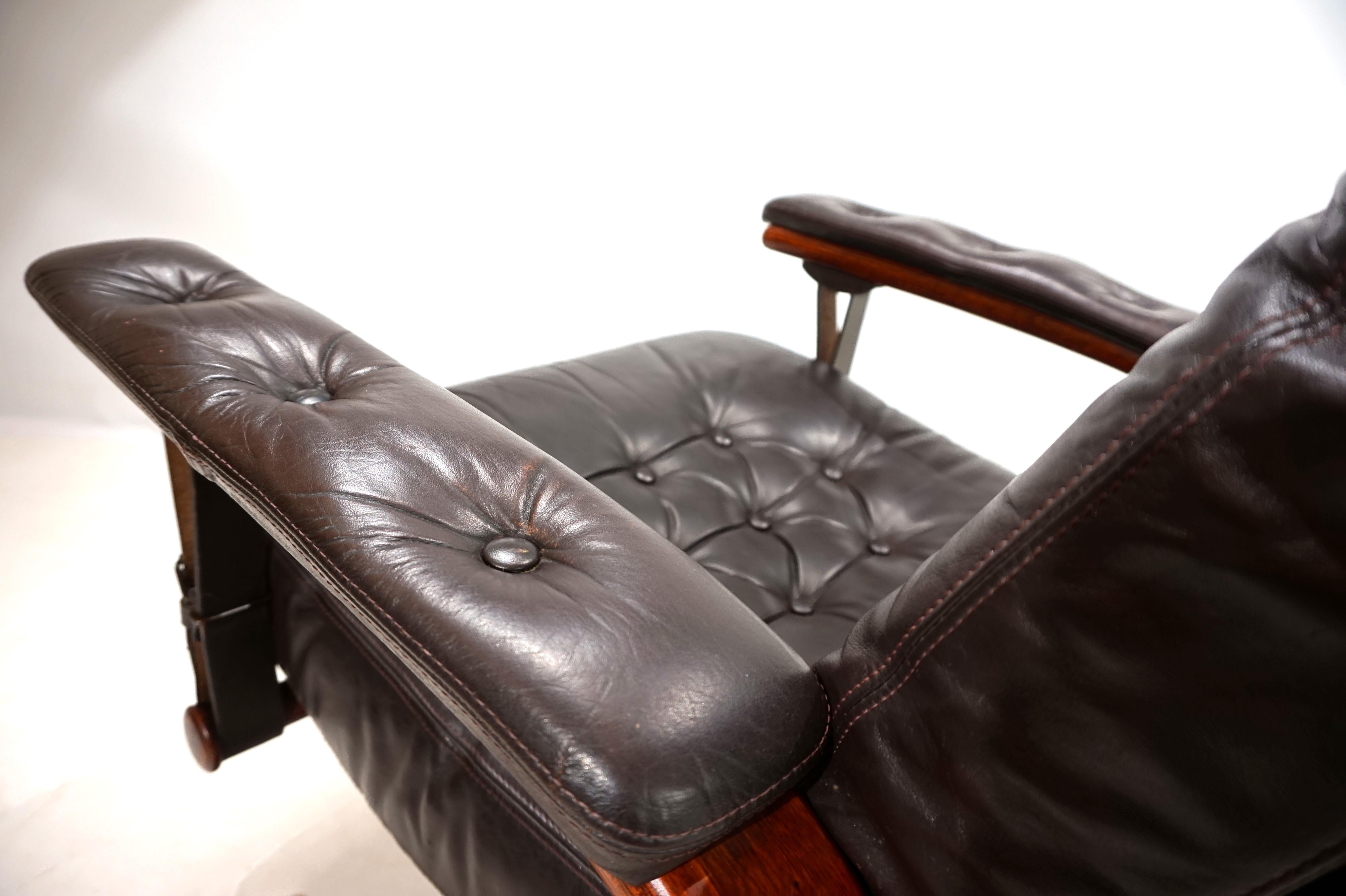Westnofa Panter leather lounge chair with ottoman by Arnt Lande, 1970 12