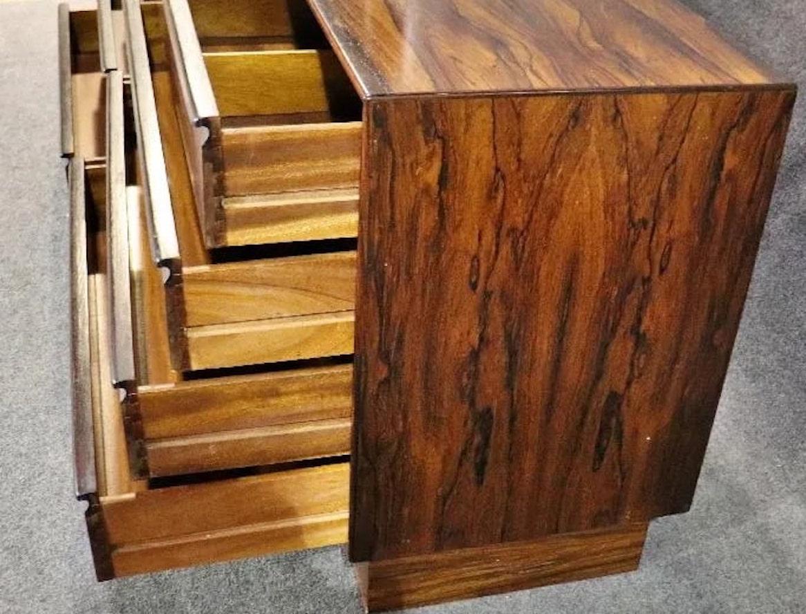Westnofa Rosewood Dresser In Good Condition For Sale In Brooklyn, NY