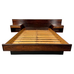 Westnofa Rosewood Floating Bed & Night Stands- Queen Size 
