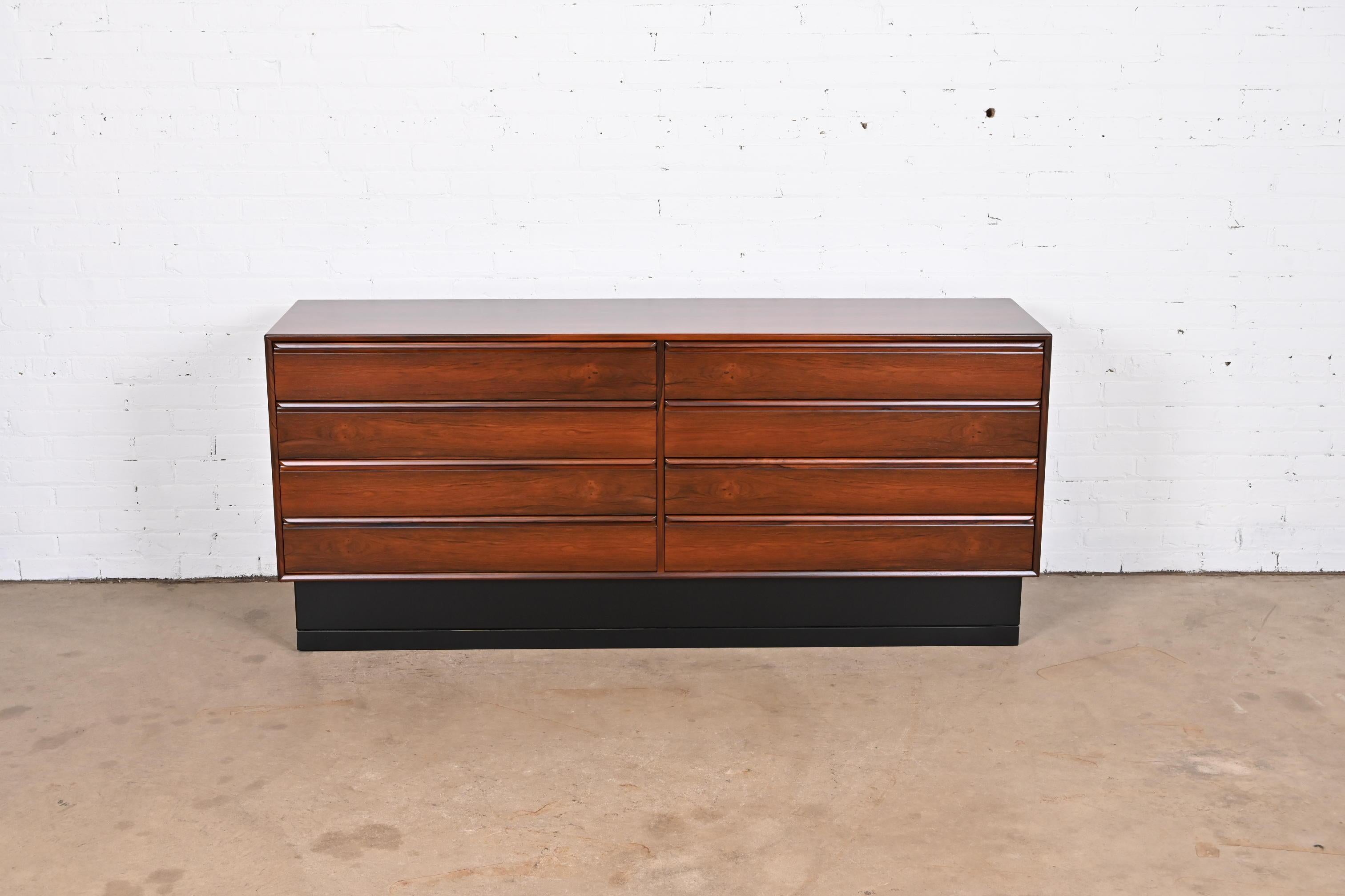 Mid-20th Century Westnofa Scandinavian Modern Rosewood Dresser or Credenza, Newly Refinished For Sale