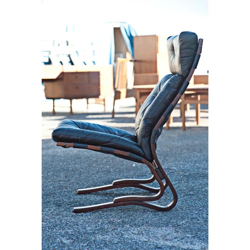 Fauteuil de salon et repose-pieds en bois de rose scandinave Westnofa par Ingmar Relling Bon état - En vente à Pasadena, TX