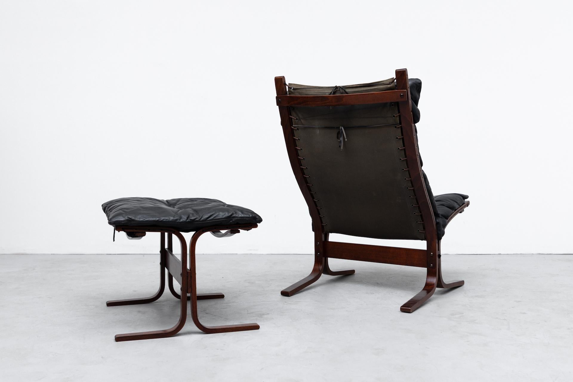 Late 20th Century Westnofa Siesta Lounge Chair and Ottoman