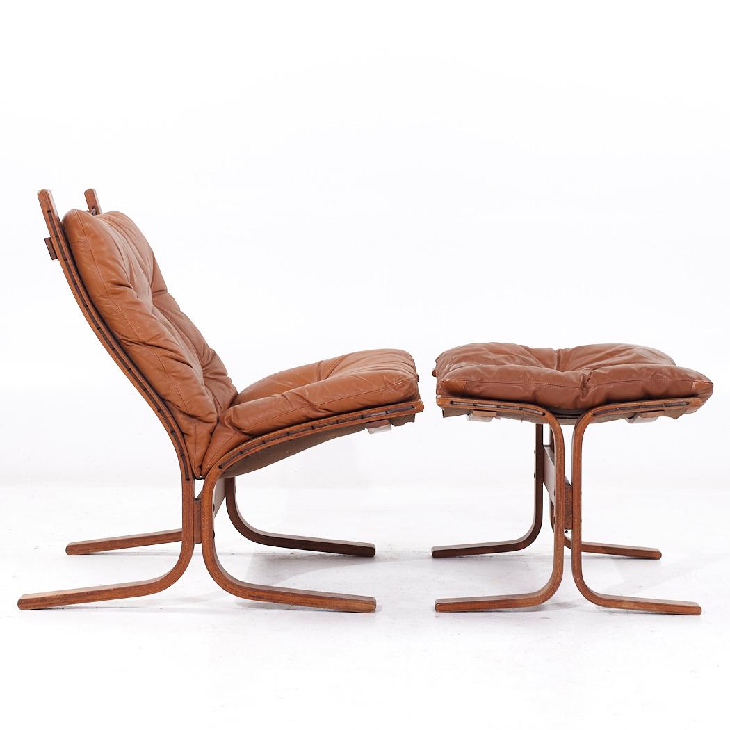 Westnofa Siesta Mid Century Bentwood and Leather Lounge Chair and Ottoman 1