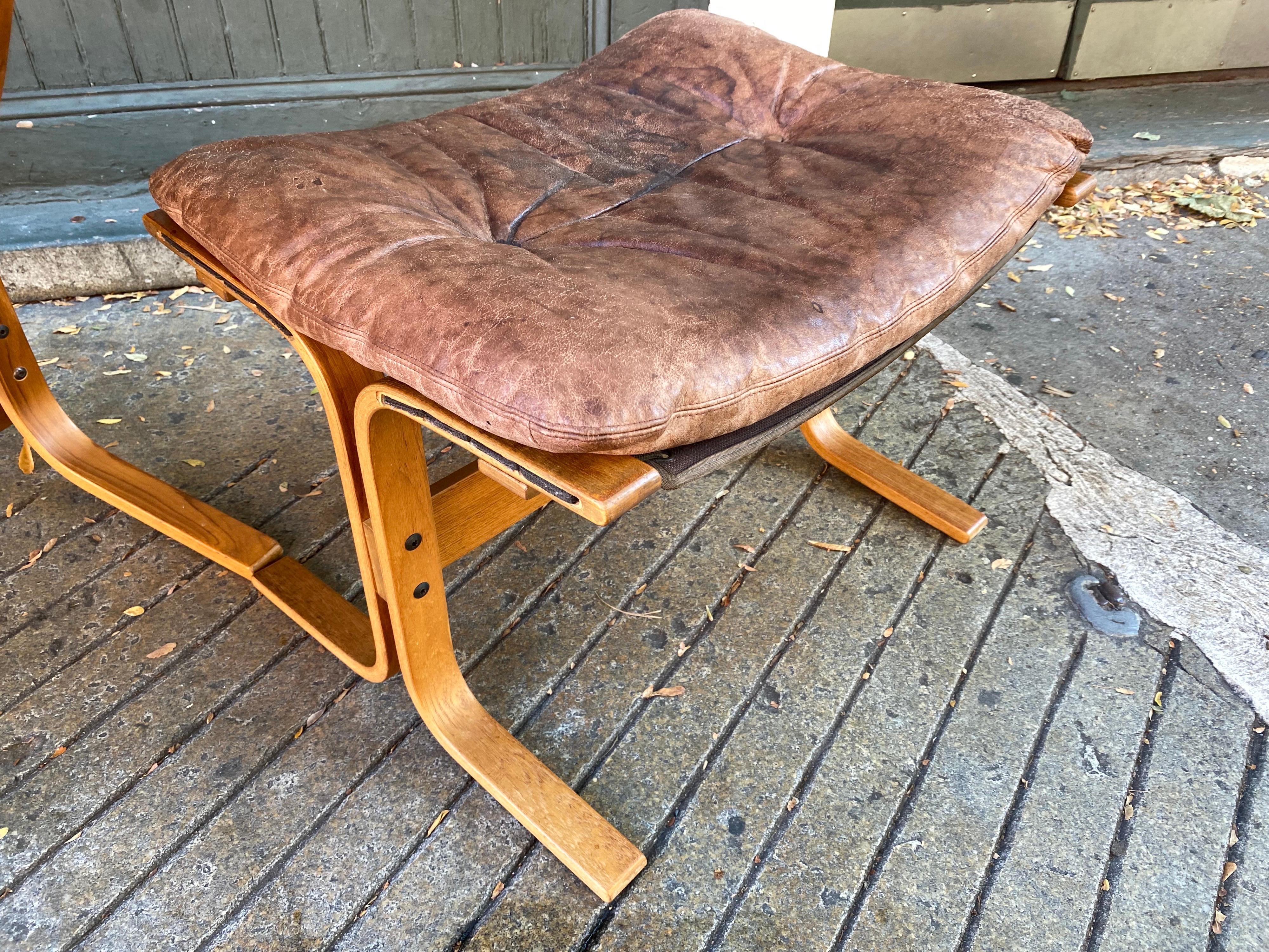 Westnofa Siesta Norway Lounge Chair and Ottoman designed by Ingmar Relling 2