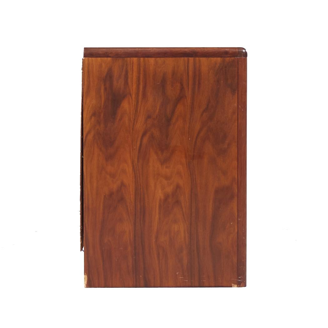 Westnofa Style Mid Century Danish Rosewood Lowboy Dresser In Good Condition For Sale In Countryside, IL