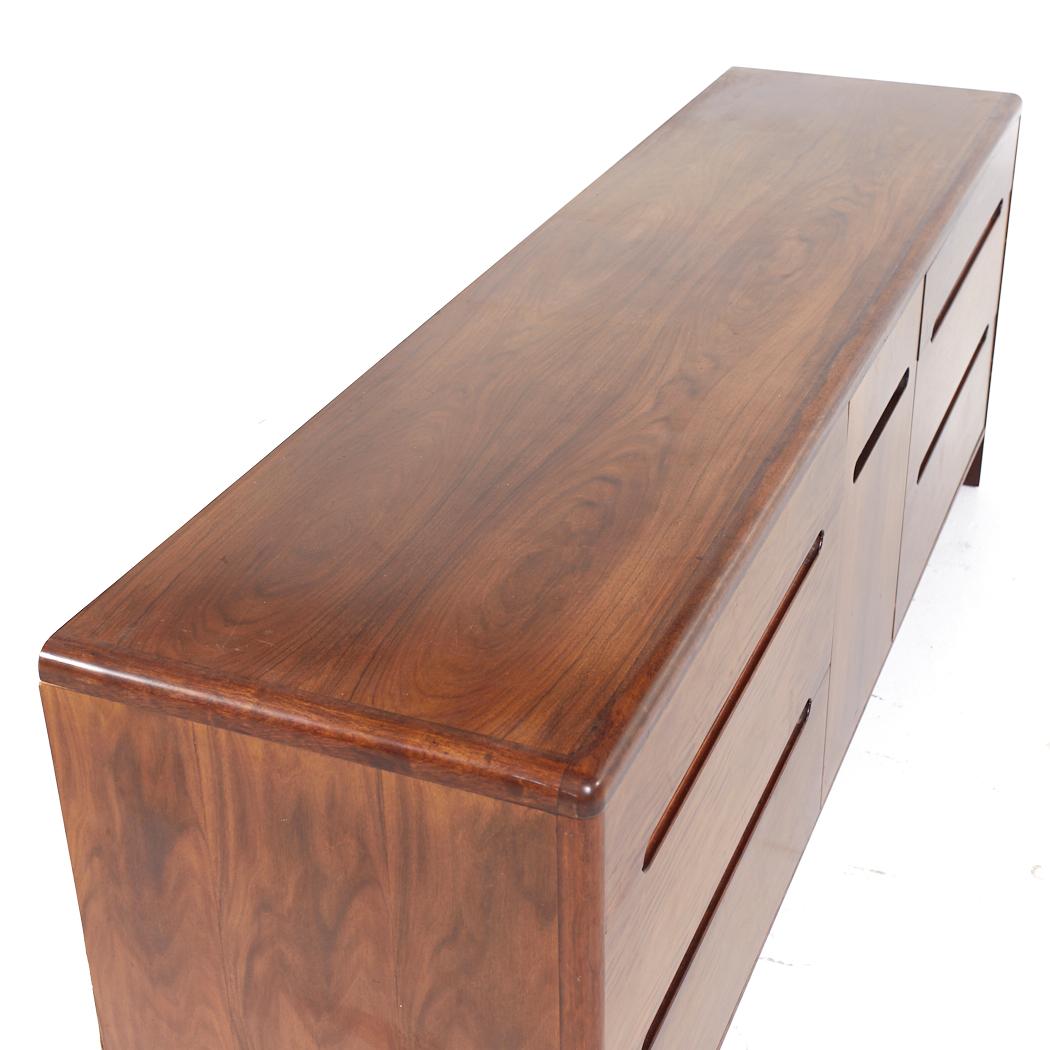 Westnofa Style Mid Century Danish Rosewood Lowboy Dresser For Sale 1