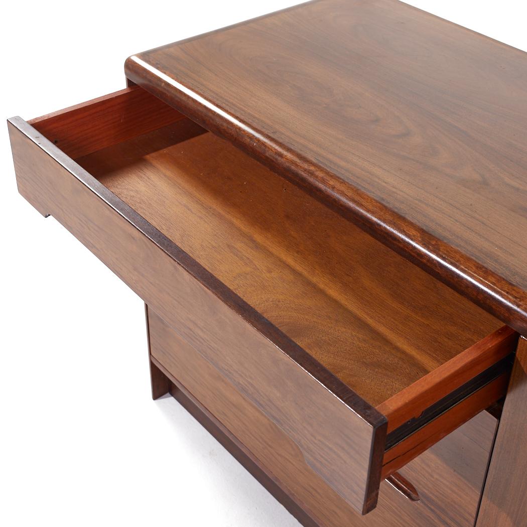 Westnofa Style Mid Century Danish Rosewood Lowboy Dresser For Sale 4