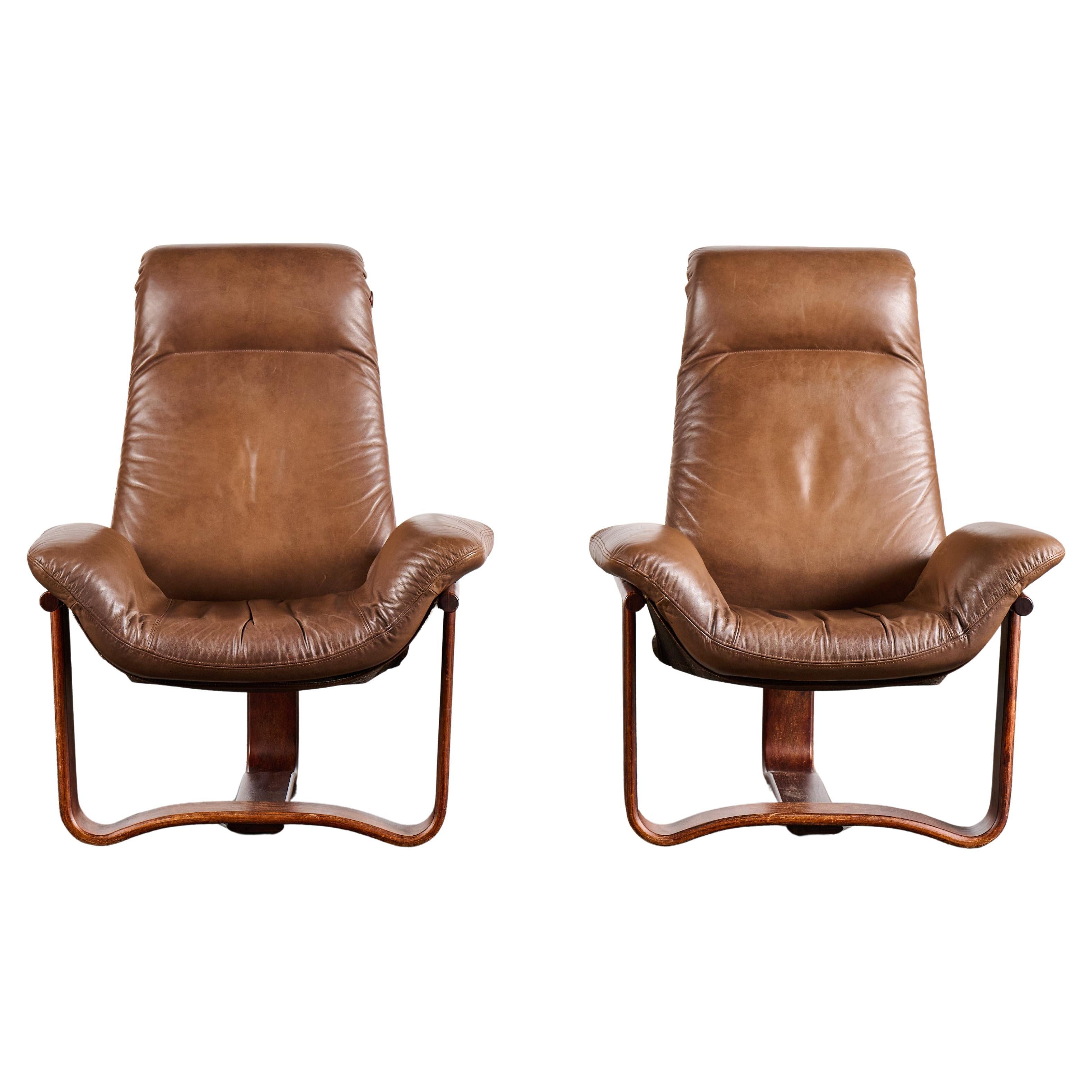 Westnofa Vestlandske Paire de chaises longues en bois massif The Modern Scandinavian
