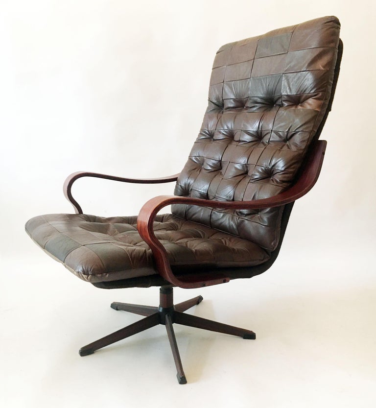 Westnova High Back Swivel Lounge Chairs Patchwork Leather, a Pair, Norway, 1970 For Sale at