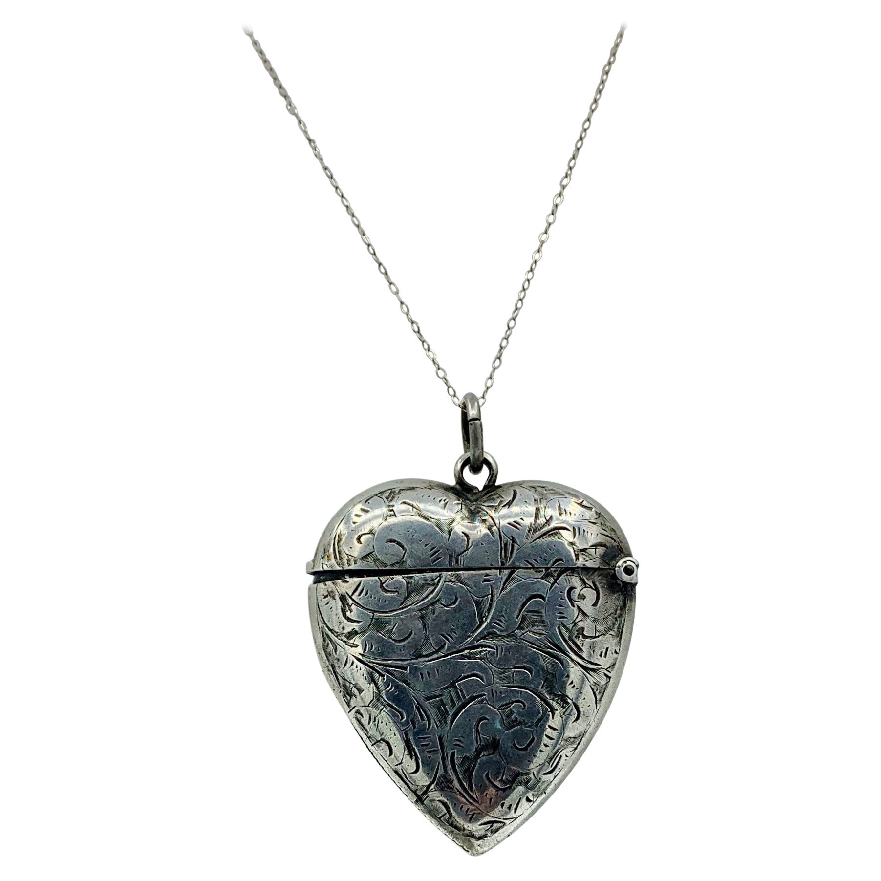 WH Haseler Ciondolo a forma di cuore in argento sterling porta fiammiferi Striker Vinaigrette