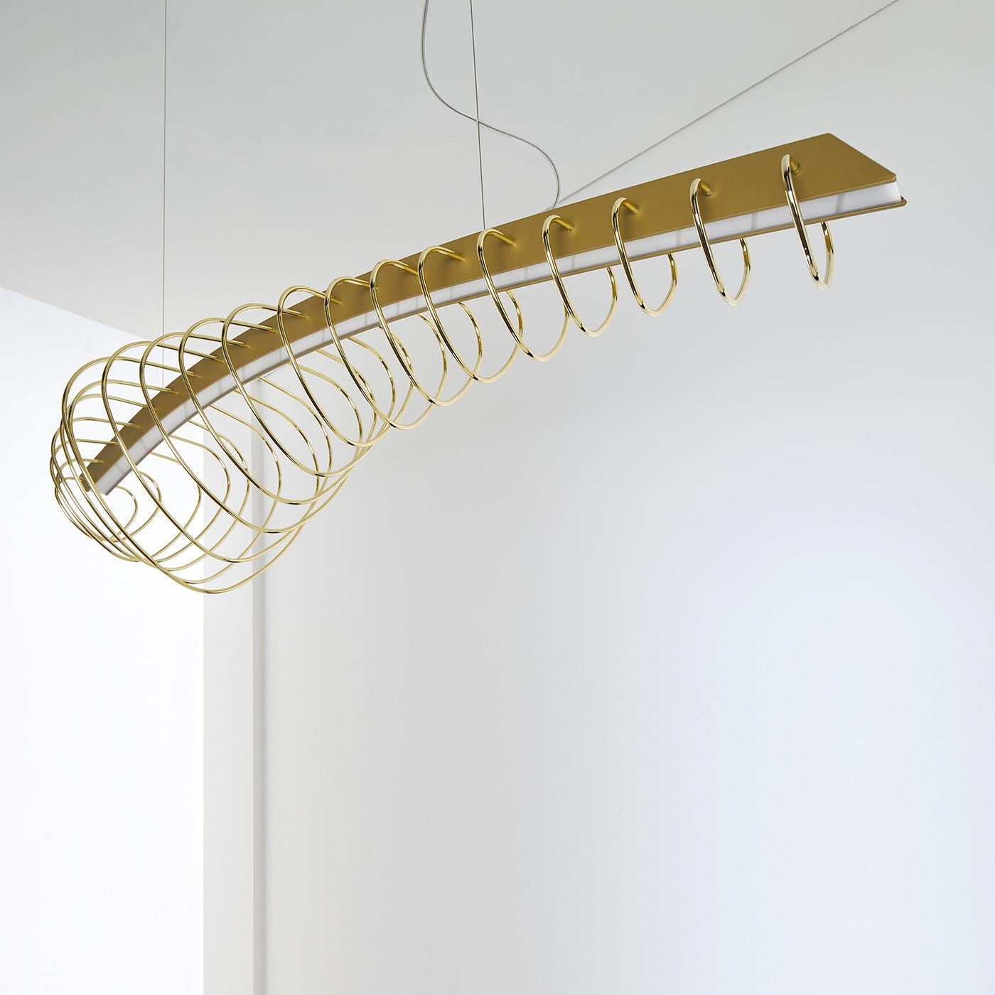 Moderne Suspension en métal de la baleine par Leo De Carlo en vente