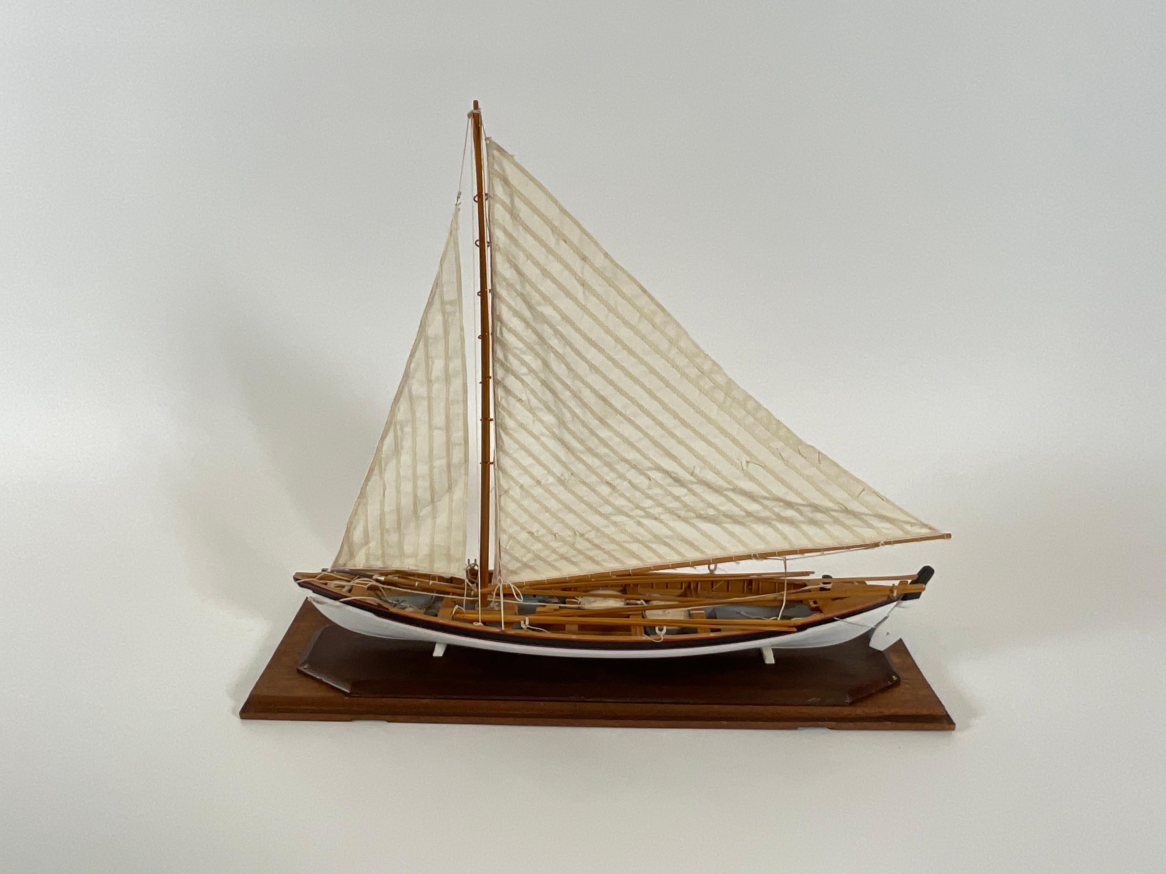Whaleboat Model by Nantucket Modeler Colin Gray 10