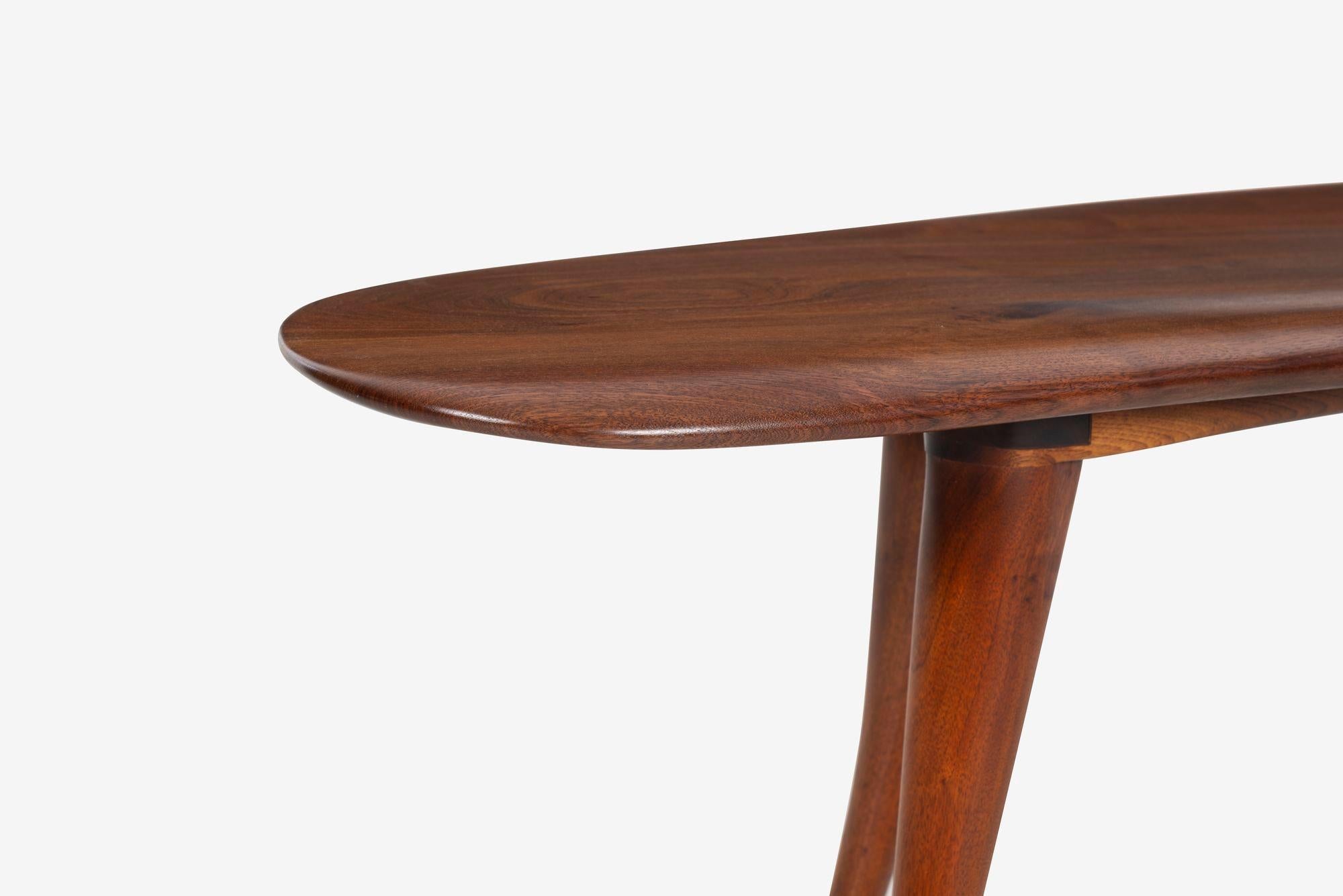 Table basse sculptée Wharton Esherick Bon état - En vente à Chicago, IL