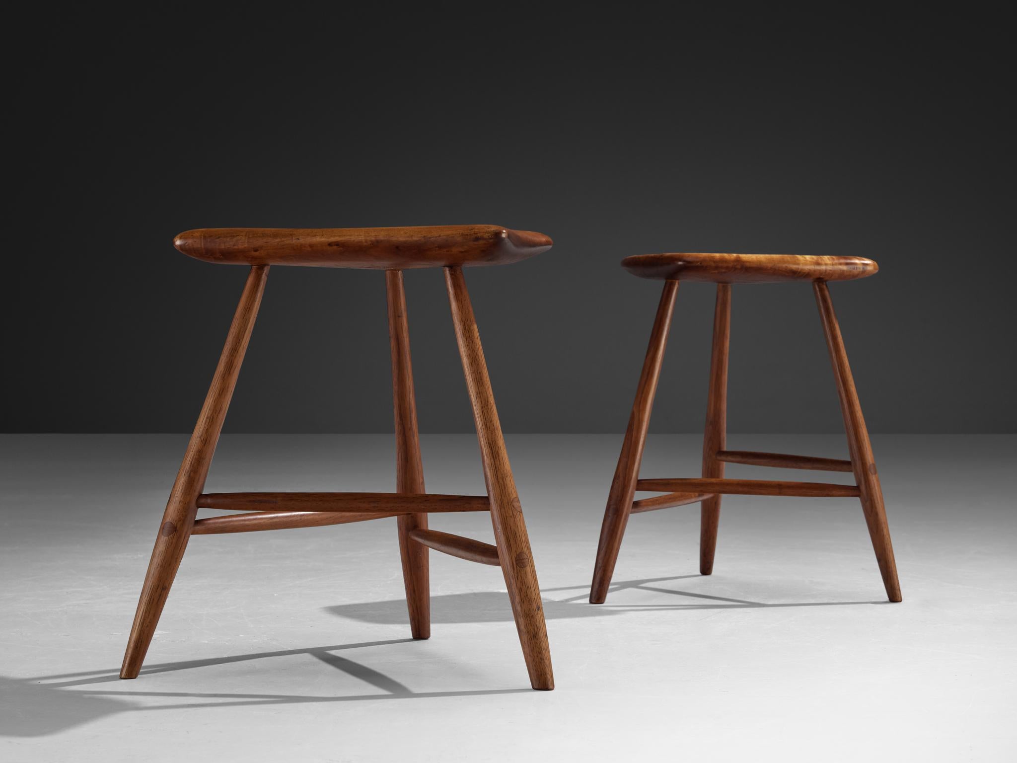 Milieu du XXe siècle Tabourets à trois pieds Wharton Esherick en bois de coton en vente