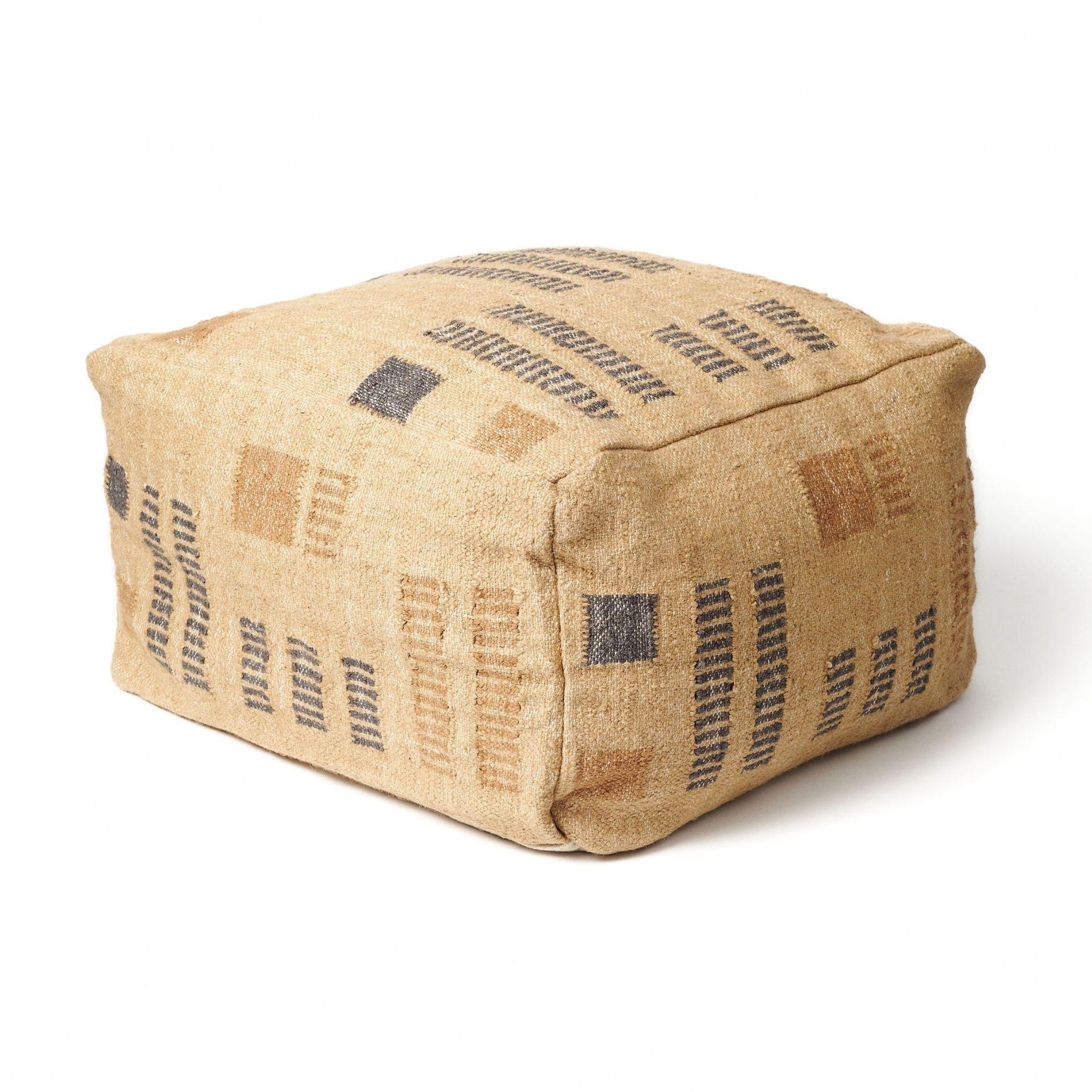 Jute Pouf texturé tissé à la main en jute et en coton par des artisans dans des teintes terreuses douces en vente