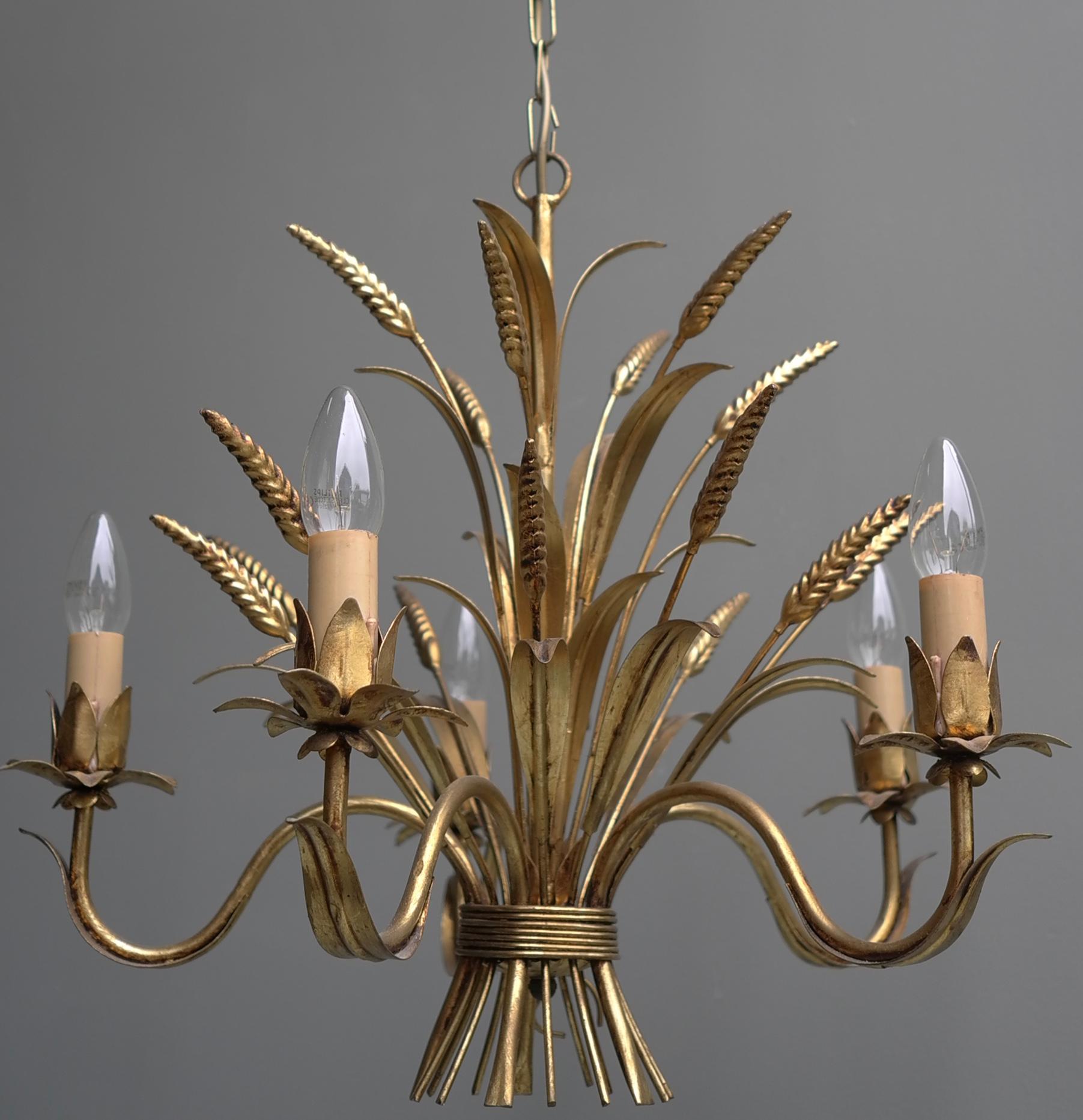 Wheat sheaf gold colored pendant lamp, France, 1960s. Adjustable in height.