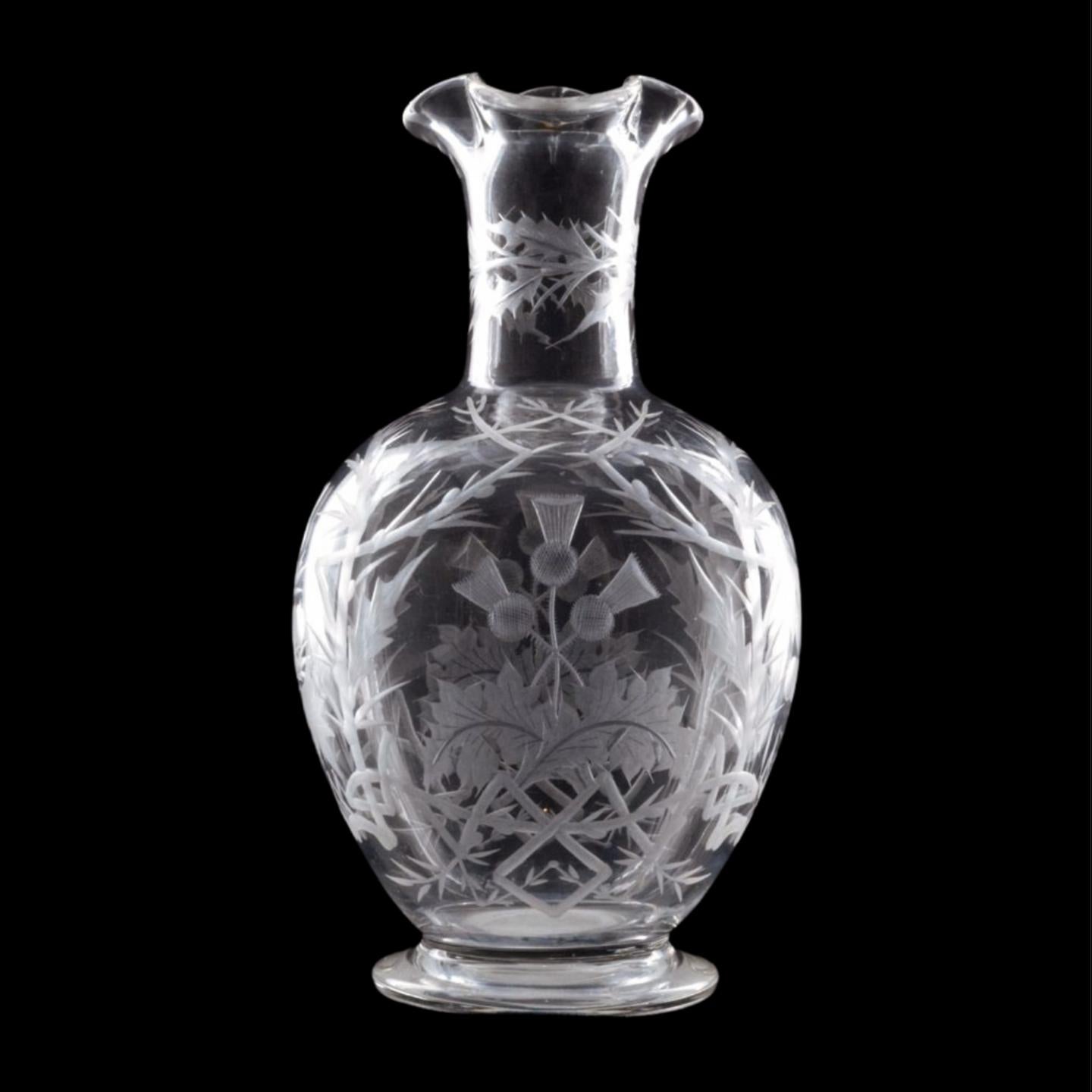 whisky-Karaffe aus Glas mit Radschliffschliff, Stourbridge, um 1860 (Graviert) im Angebot