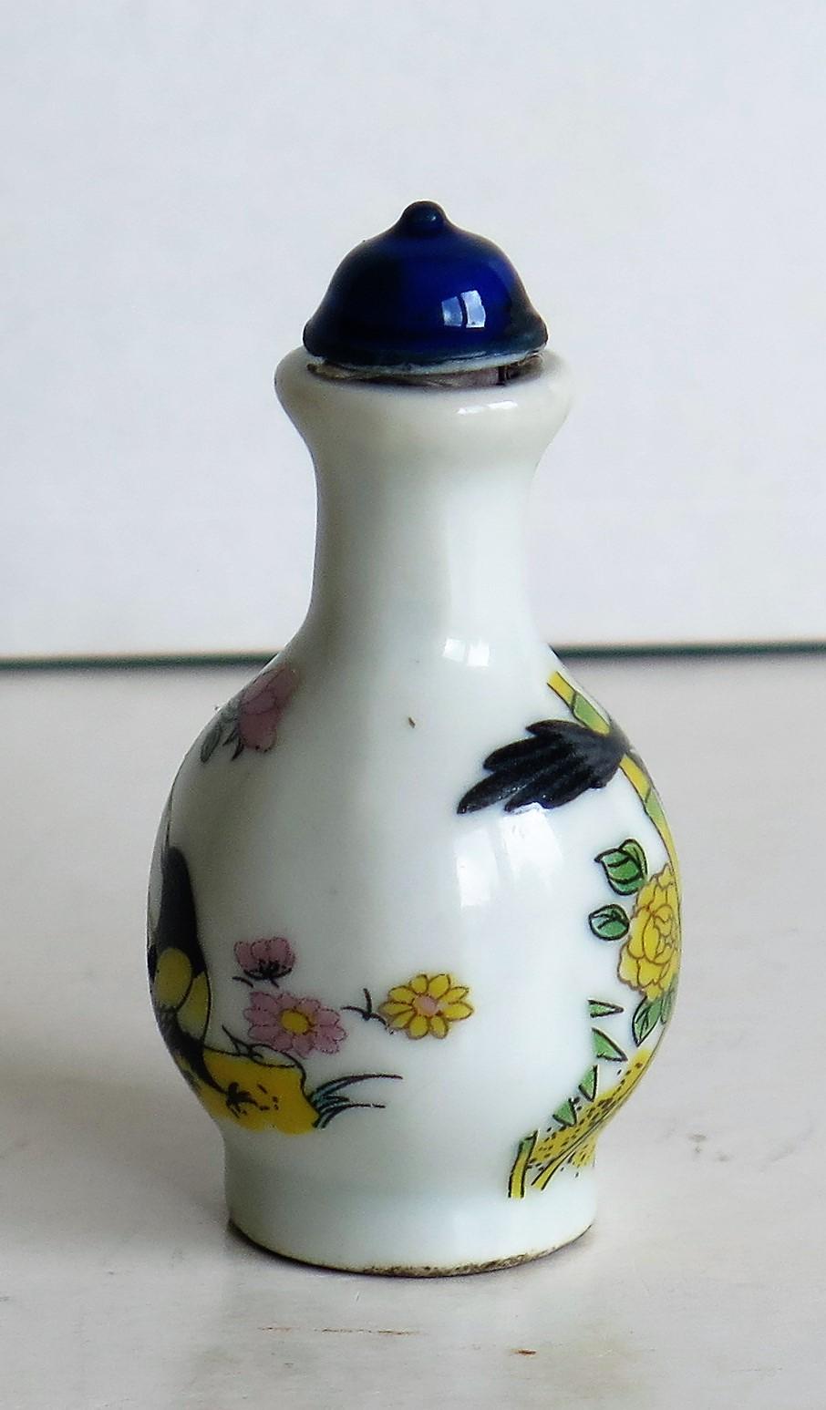 Chinese Porcelain Snuff Bottle, Hand-Painted Birds and Flowers, circa 1930 5