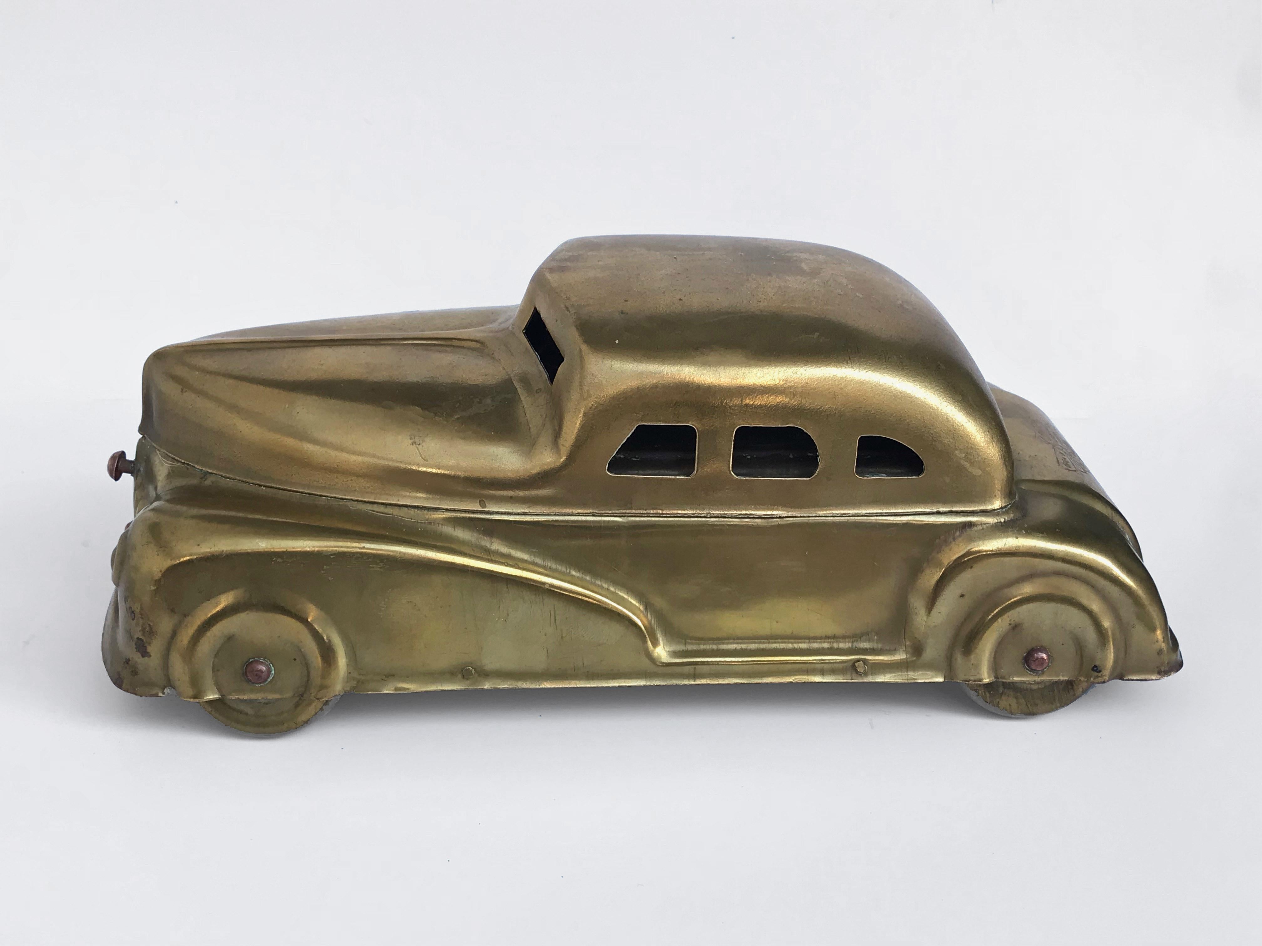 Betel Motor Car Art Deco Brass Box, Collectible Toy, Children's Paint Set, 1930s For Sale 4