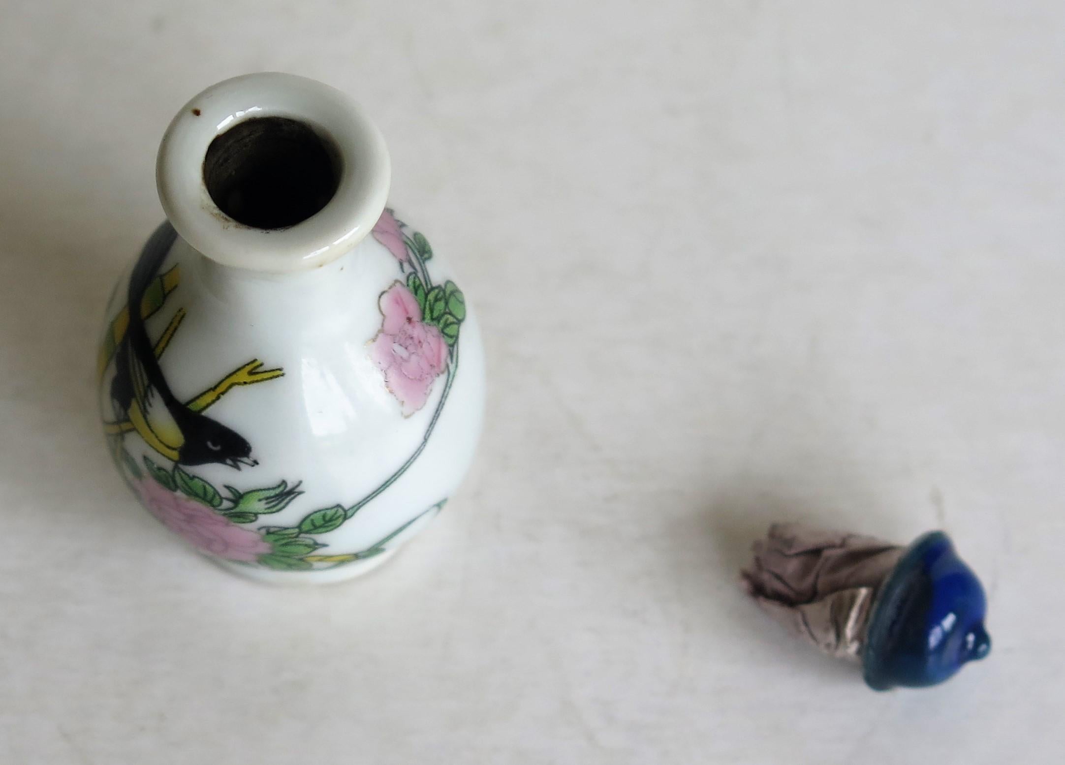 Chinese Porcelain Snuff Bottle, Hand-Painted Birds and Flowers, circa 1930 10