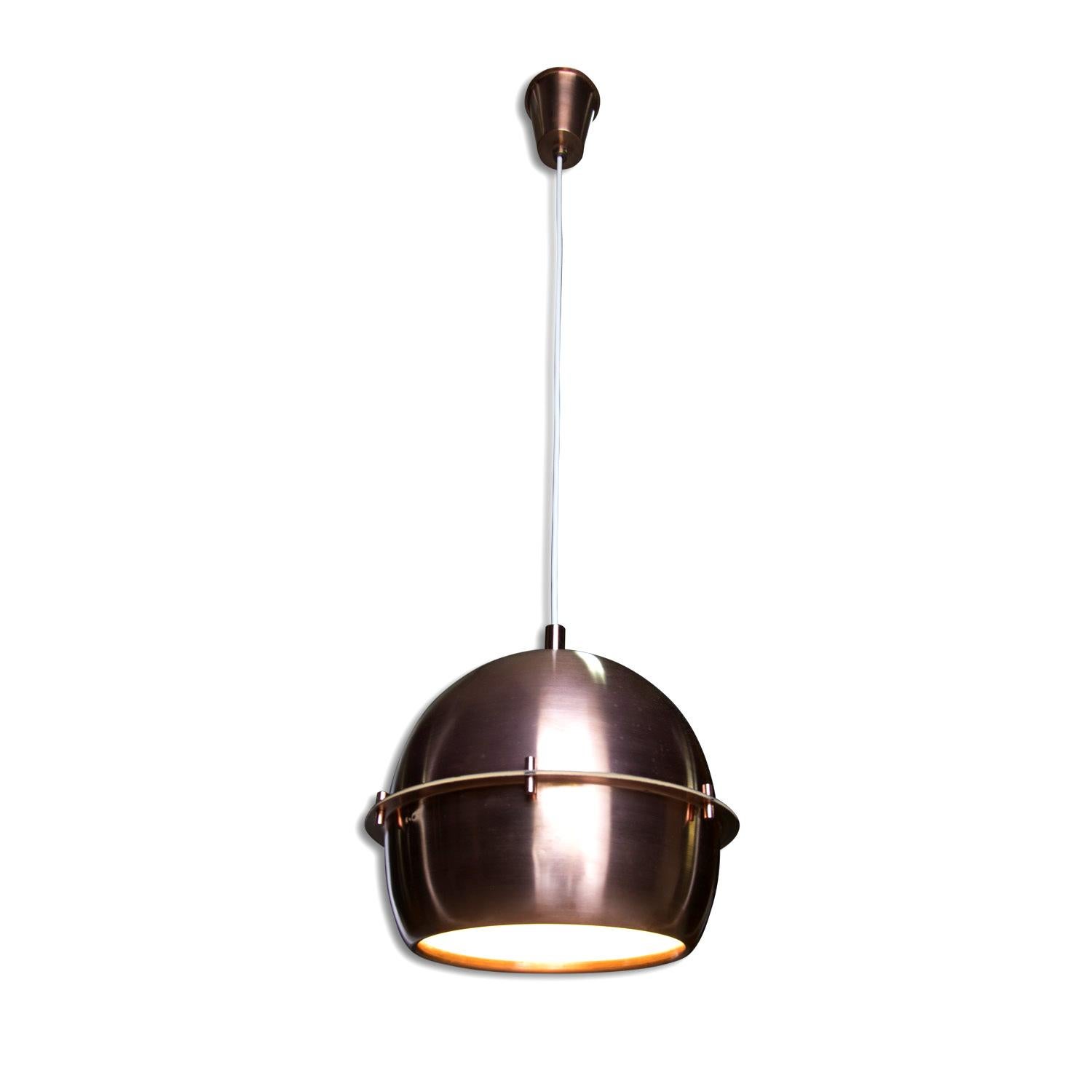 Vintage Space Age copper hanging chandelier, Germany, 1960s. Interesting shape of lampshades. The lamp is fully restored and cleaned, new wiring.

Measure: Height 96 cm, diameter 31 cm.