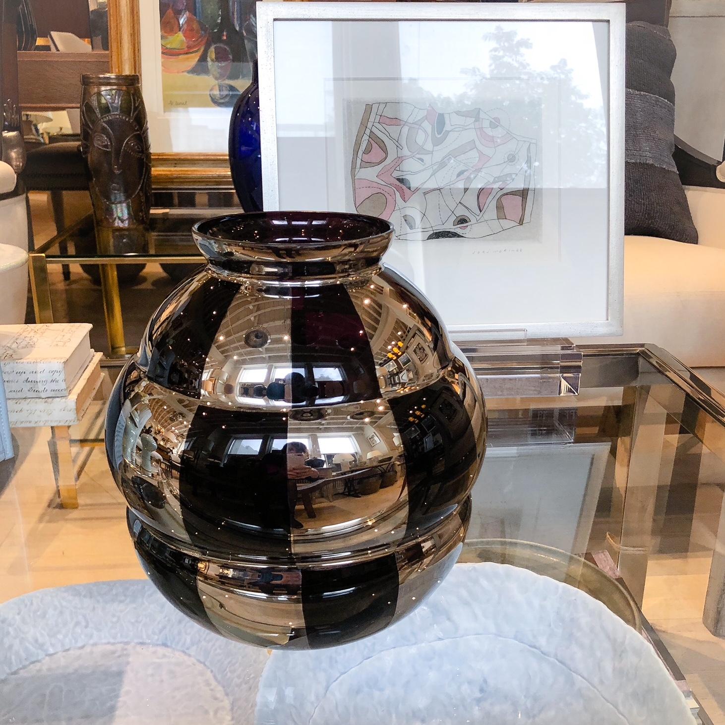 French Art Deco Amethyst Glass Vase with Silver Overlay, circa 1930s In Excellent Condition For Sale In New York, NY