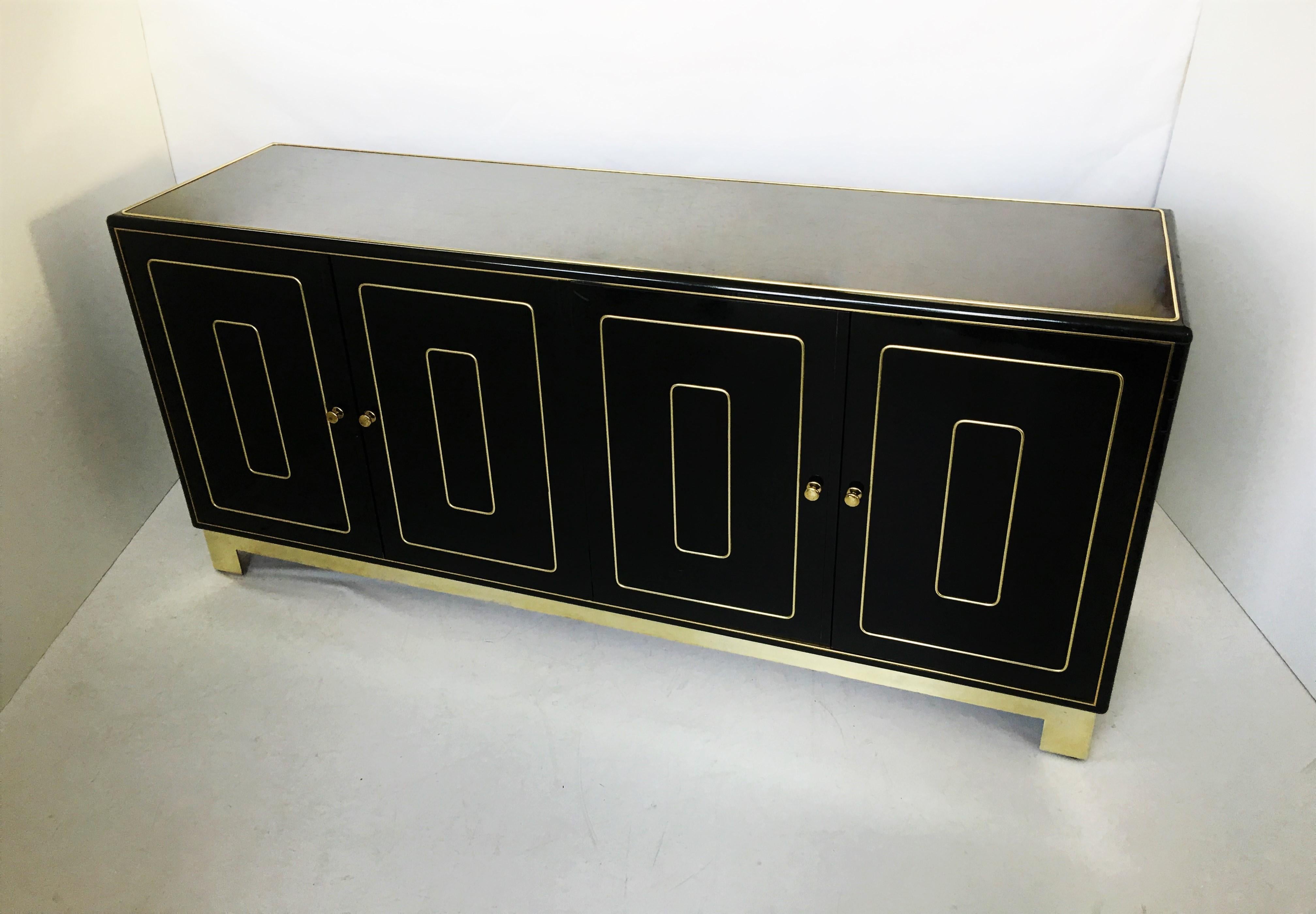 Late 20th Century Four-Door Credenza in Black Lacquer by Romweber For Sale