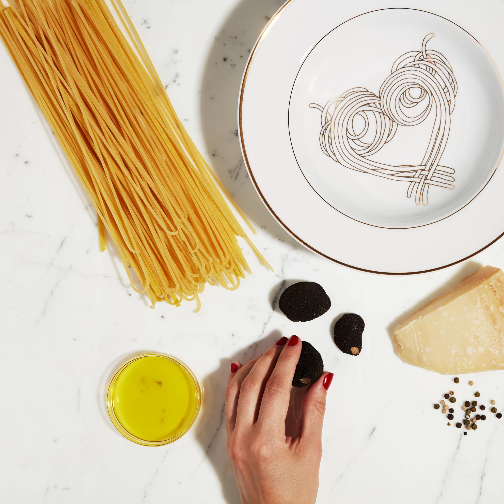 French Dinner Pasta Porcelain Plate with gold Collection 