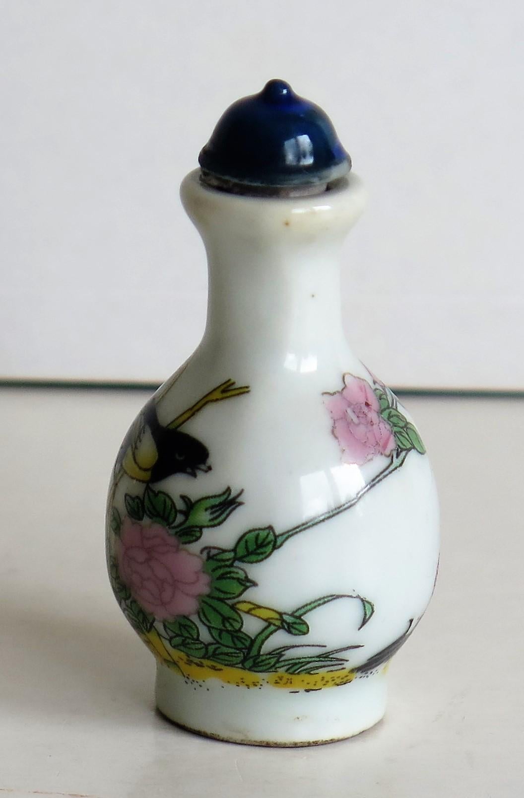 20th Century Chinese Porcelain Snuff Bottle, Hand-Painted Birds and Flowers, circa 1930