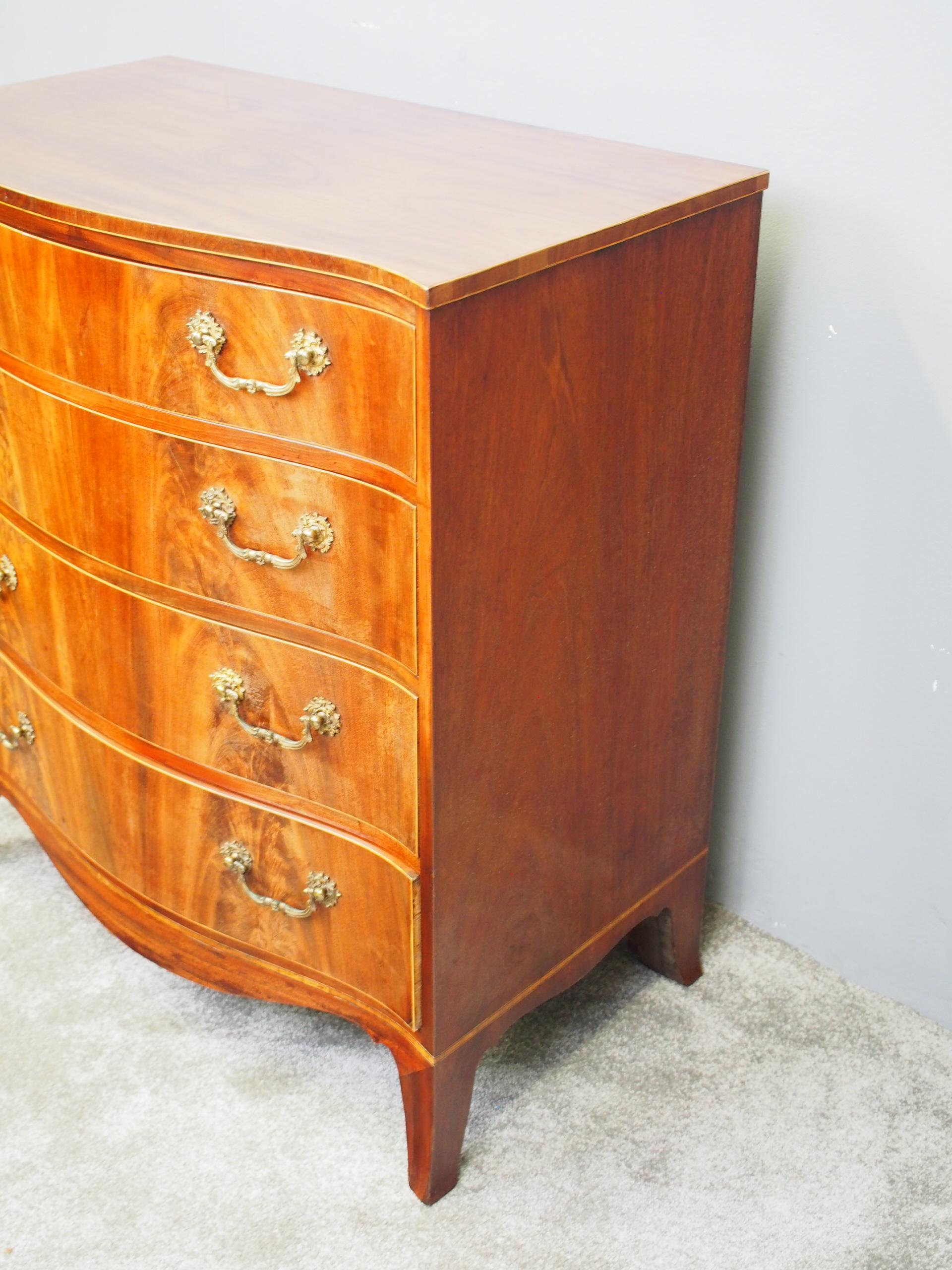 Hepplewhite Style Inlaid Mahogany Chest of Drawers For Sale 2