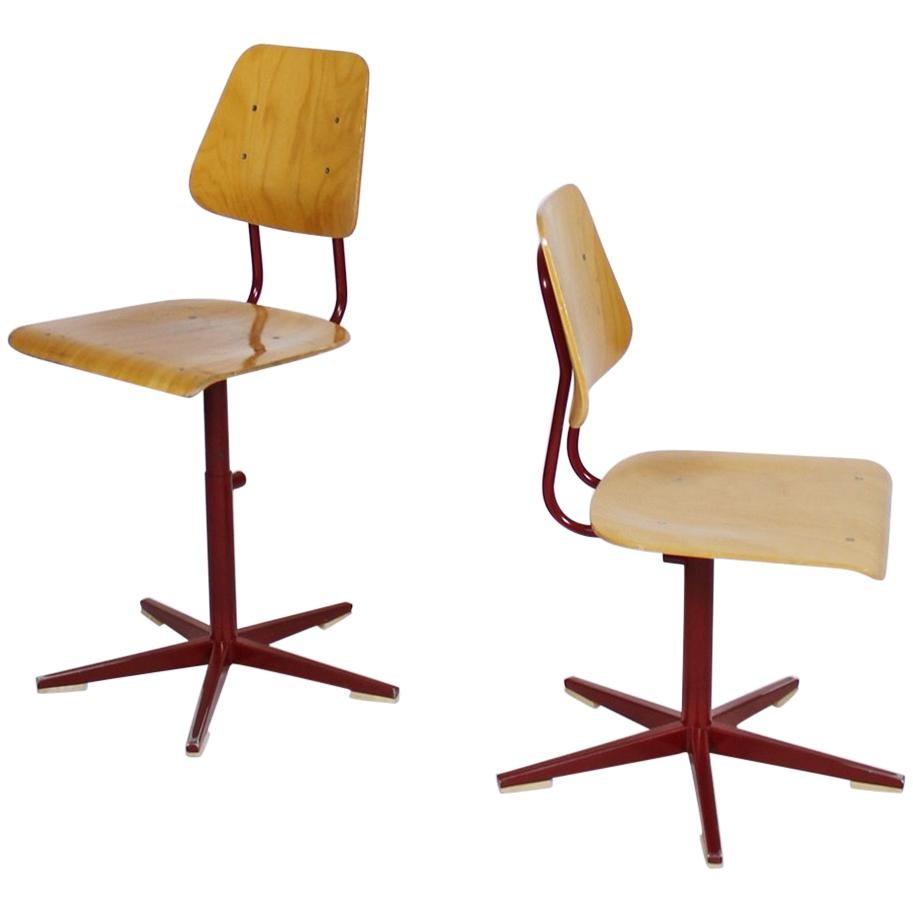 VINTAGE 1960' SWISS MADE  HEIGHT ADJUSTABLE  SCHOOL CHAIRS BY EMBRU 