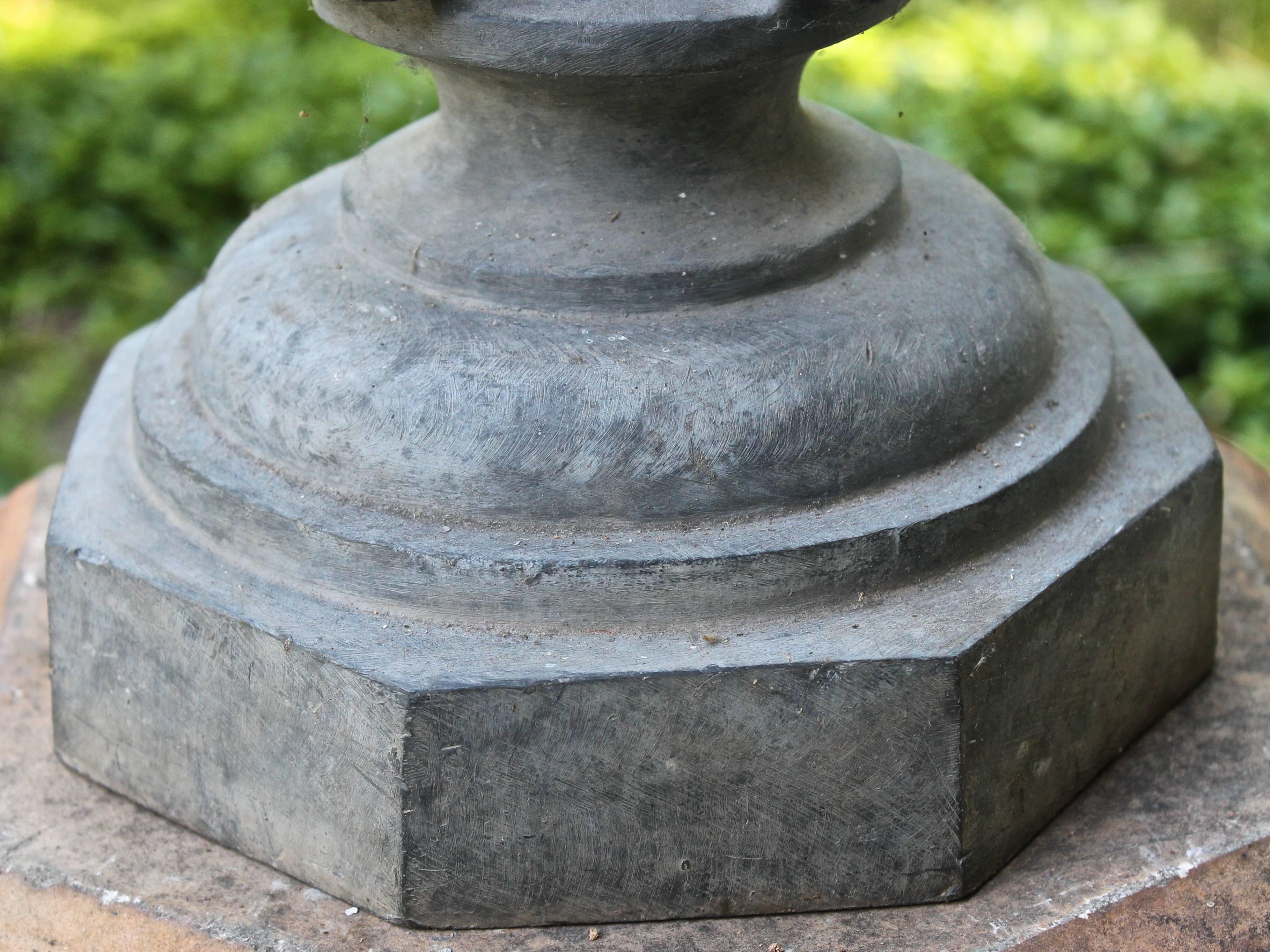Wheeler Williams zugeschriebene amerikanische Blei-Skulptur des Deko im Zustand „Gut“ im Angebot in Sharon, CT