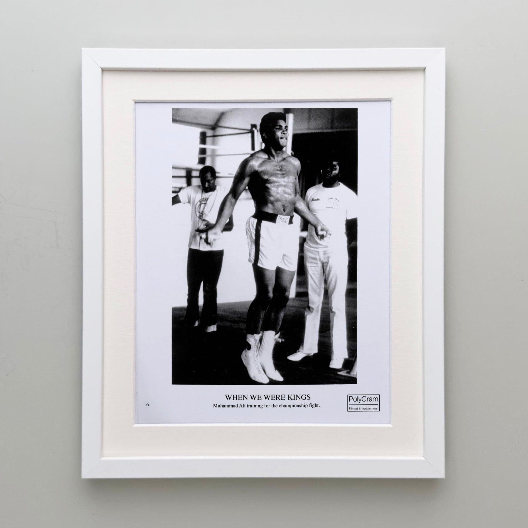 When We Were Kings 1996 Publicity Film Movie Press Still Framed Excellent état - En vente à Bath, Somerset