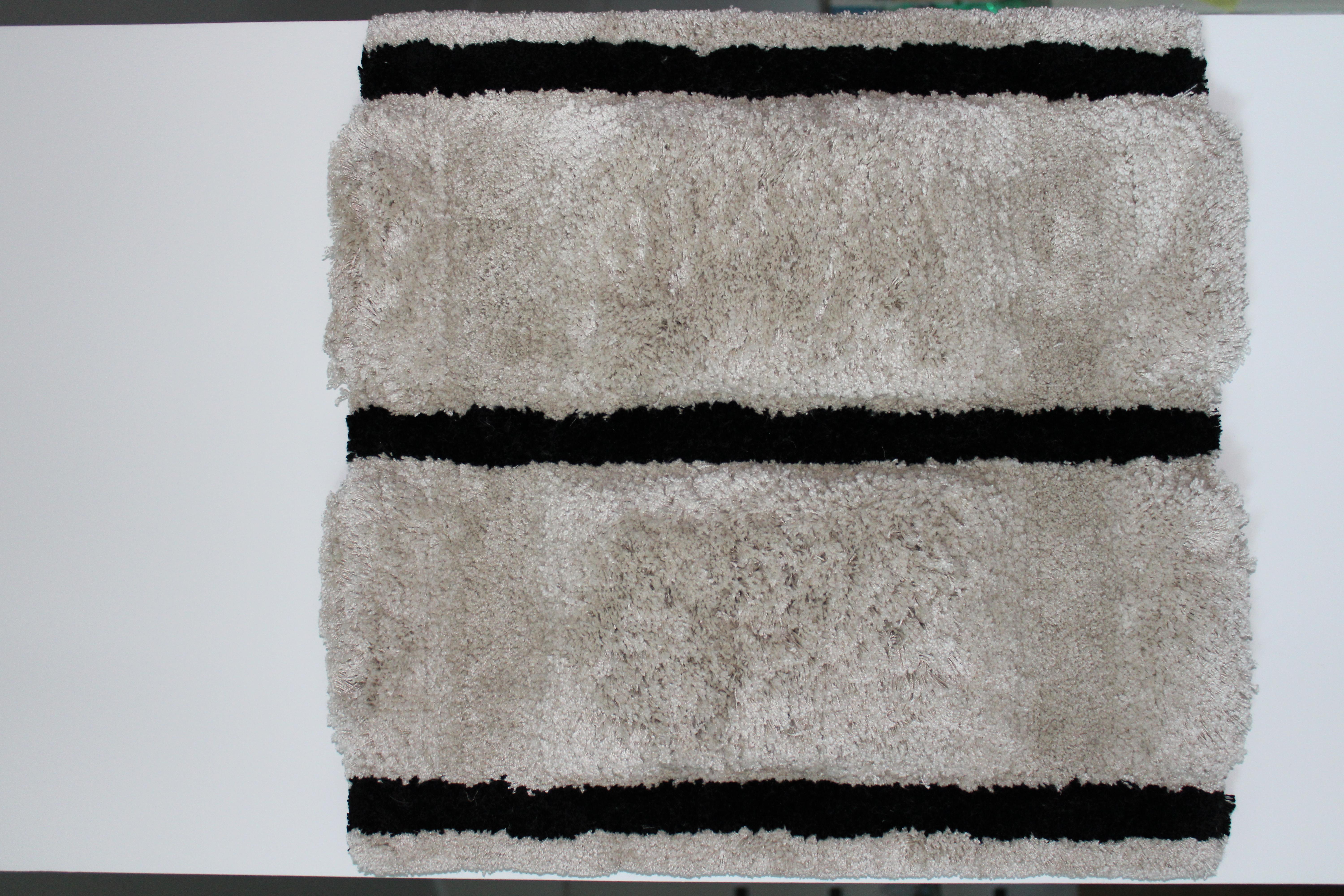 Indien Tapis crème tufté à la main « Where » de la collection Take Me Up de Paolo Stella en vente