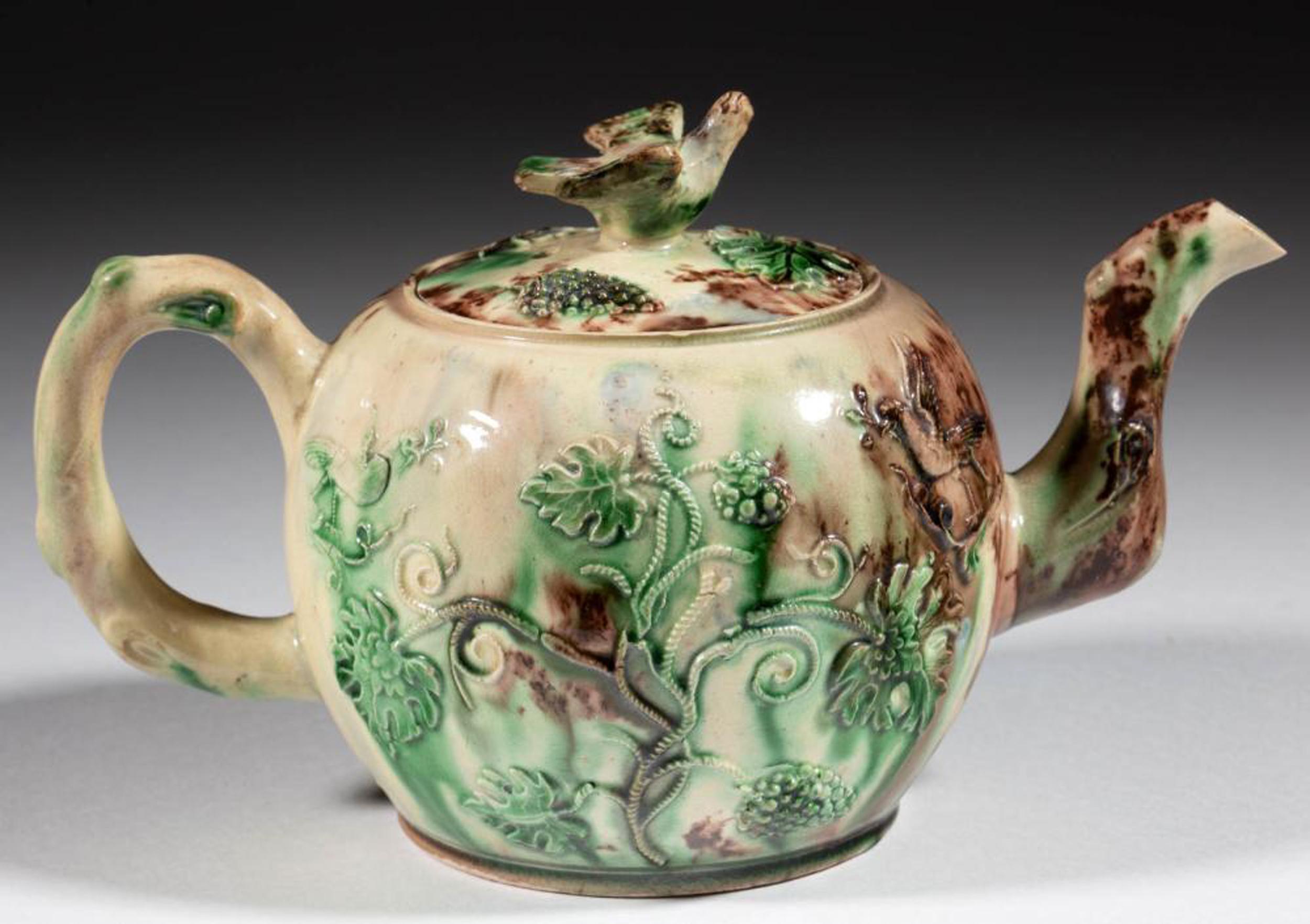 Whieldon-Type Creamware Apple Teapot and Cover, Staffordshire 4