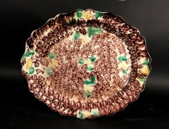 Grand plat en écaille de type Whieldon Creamware Pottery